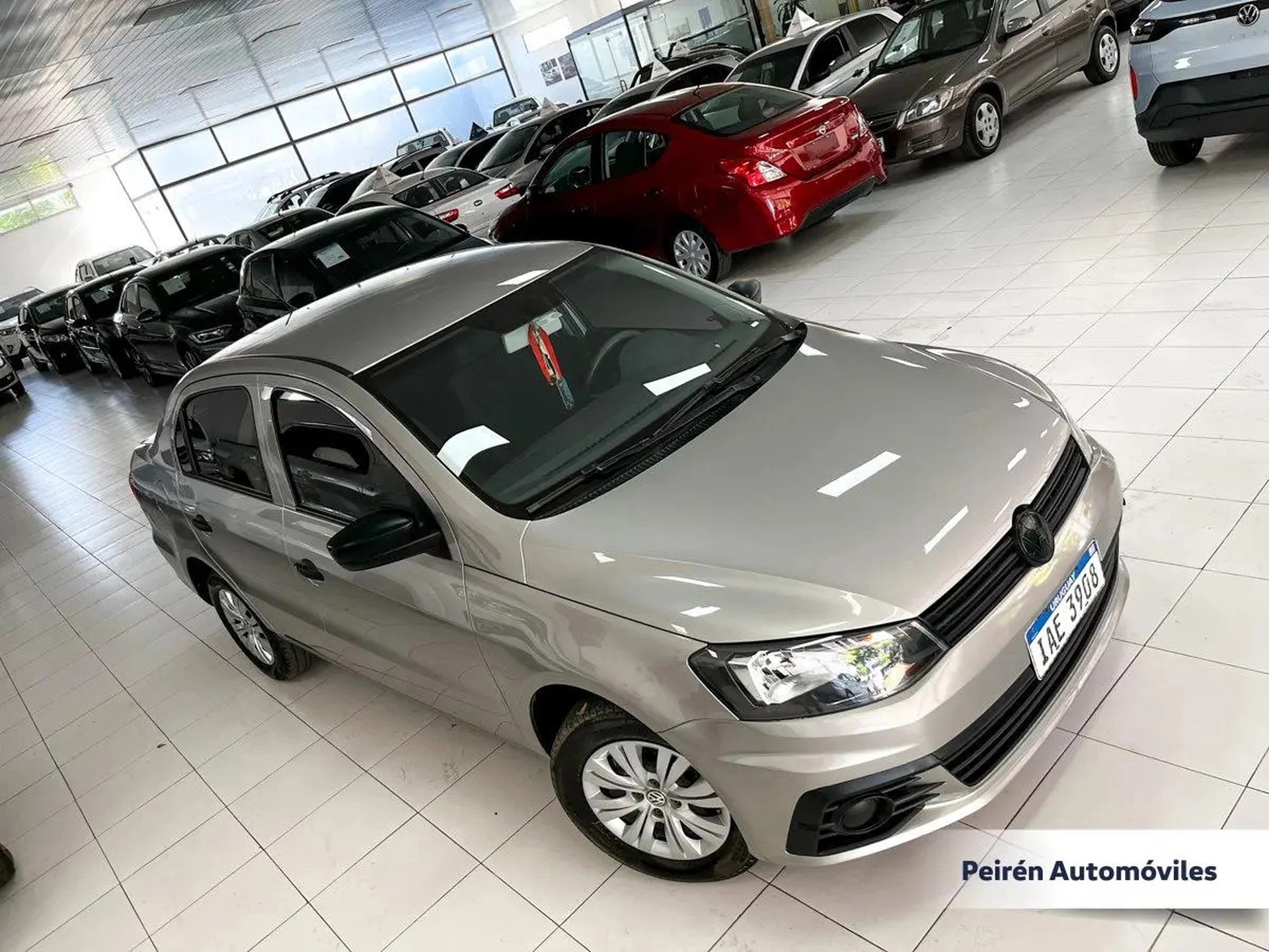 Volkswagen Gol Sedán Power 1.6 2017 Peirén