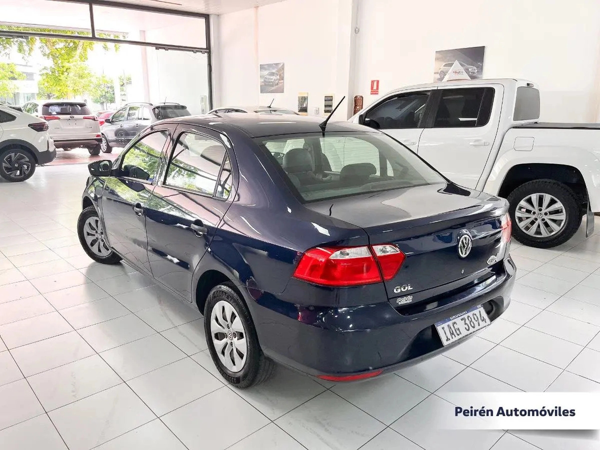 Volkswagen Gol Sedán G6 1.6 2015 Peirén