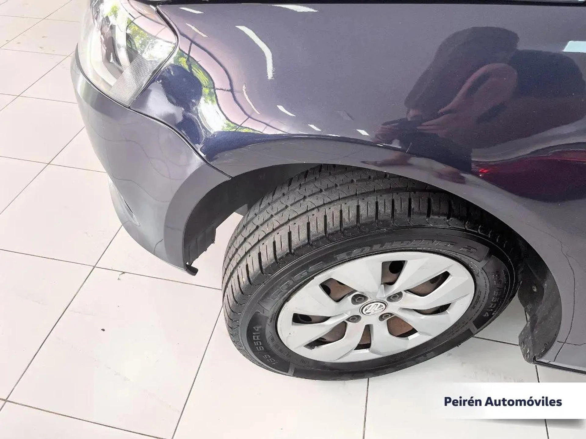 Volkswagen Gol Sedán G6 1.6 2015 Peirén