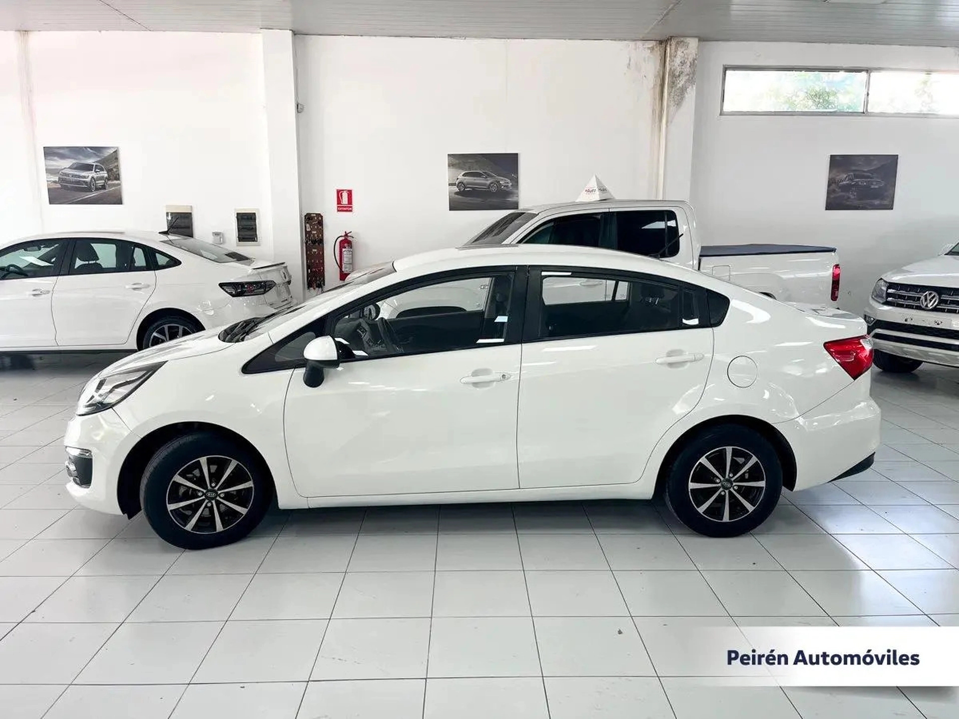 Kia Rio Sedán Ex 1.2 2017