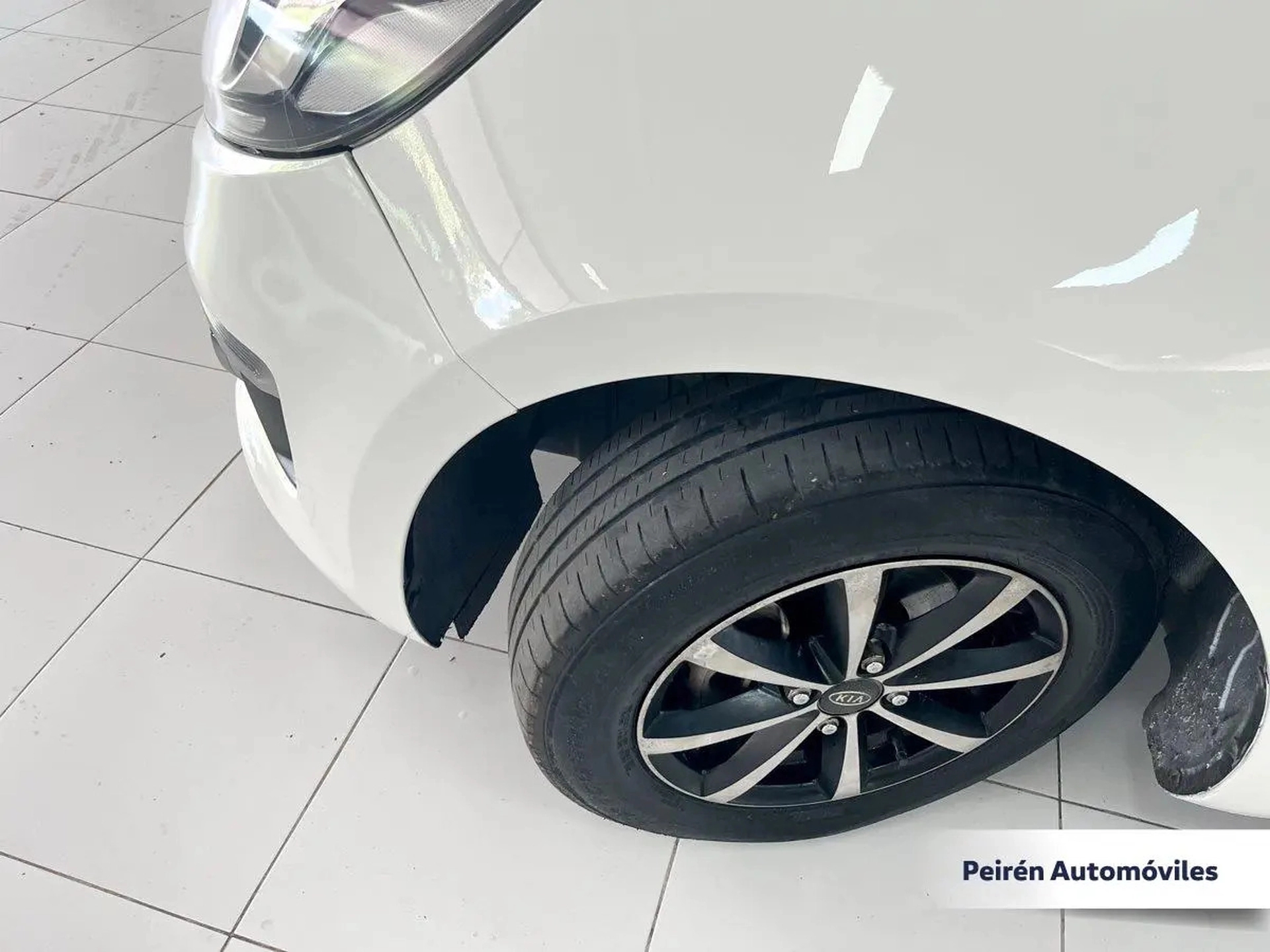 Kia Rio Sedán Ex 1.2 2017