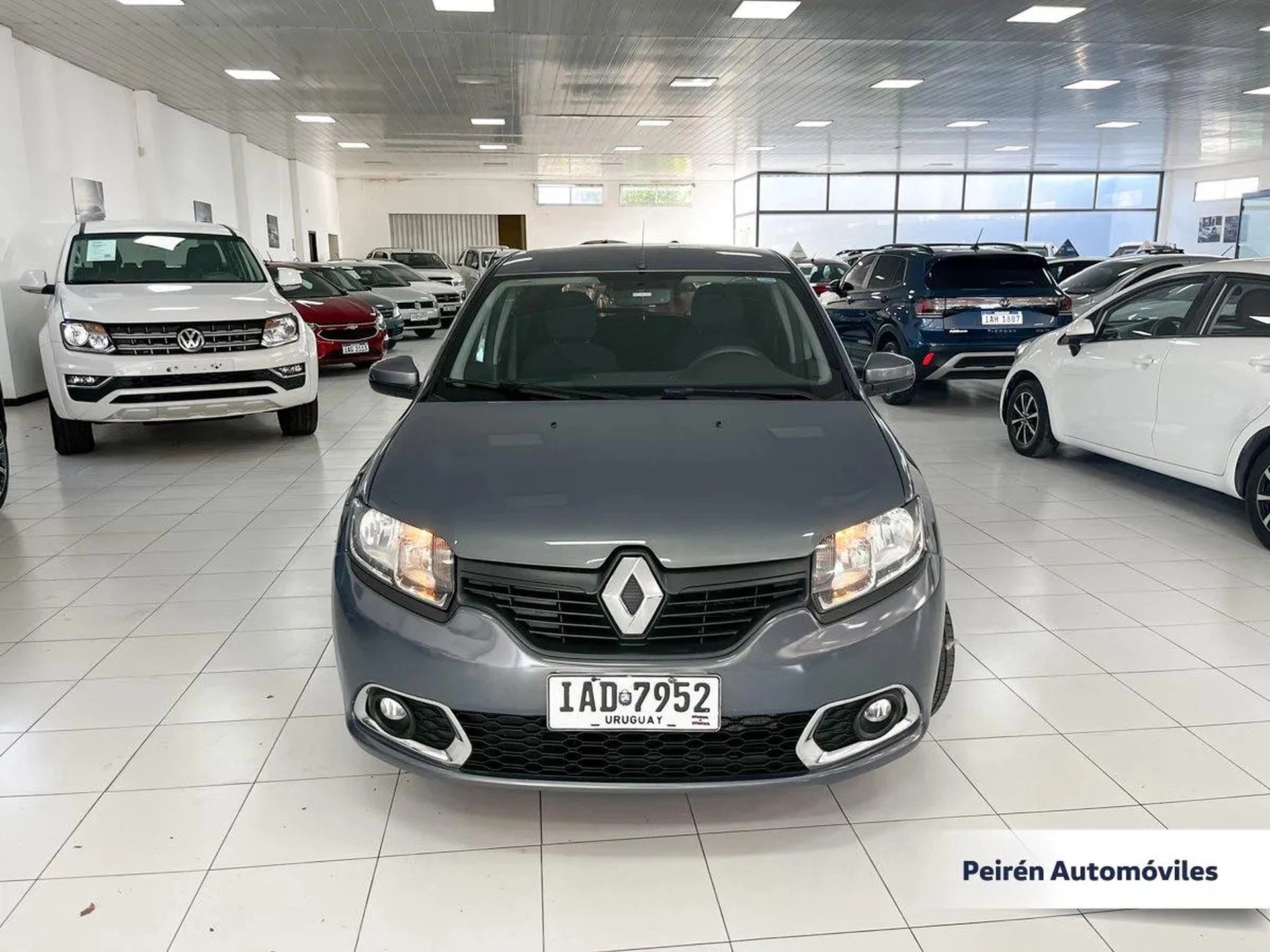 Renault Sandero Expression 1.6 2015