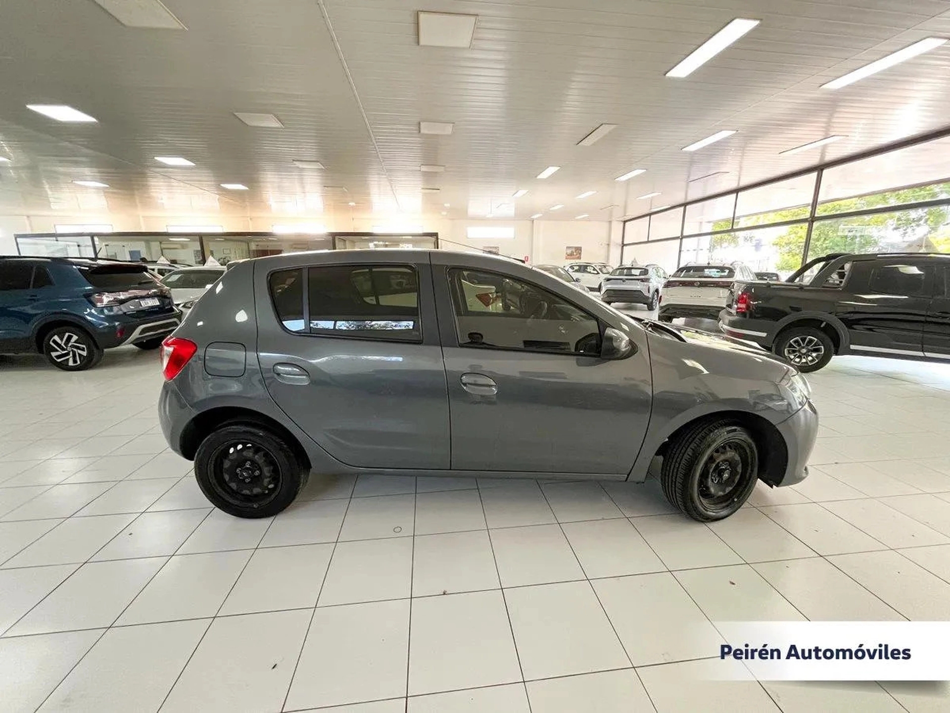 Renault Sandero Expression 1.6 2015