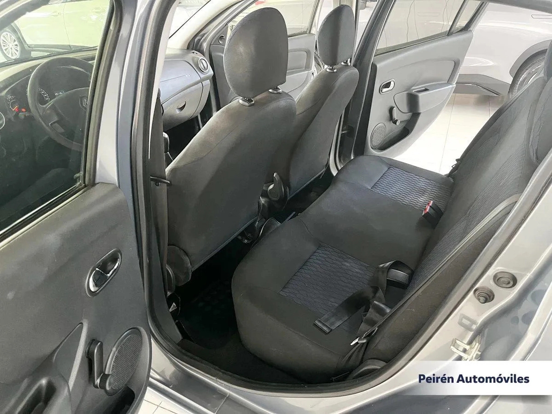 Renault Sandero Expression 1.6 2015