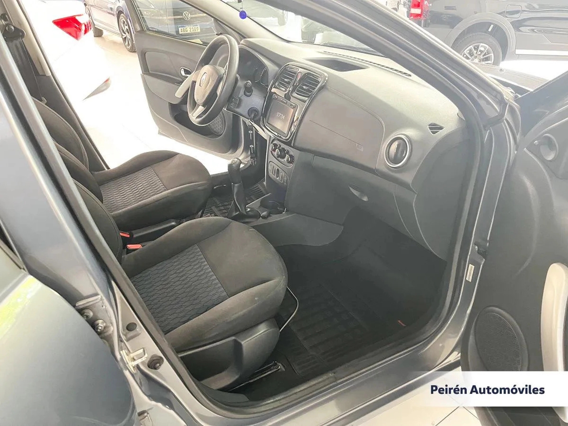 Renault Sandero Expression 1.6 2015