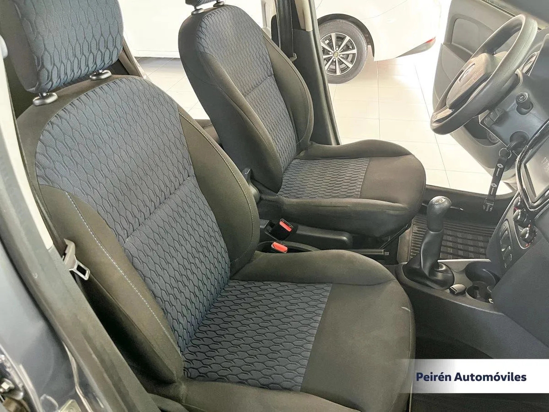 Renault Sandero Expression 1.6 2015