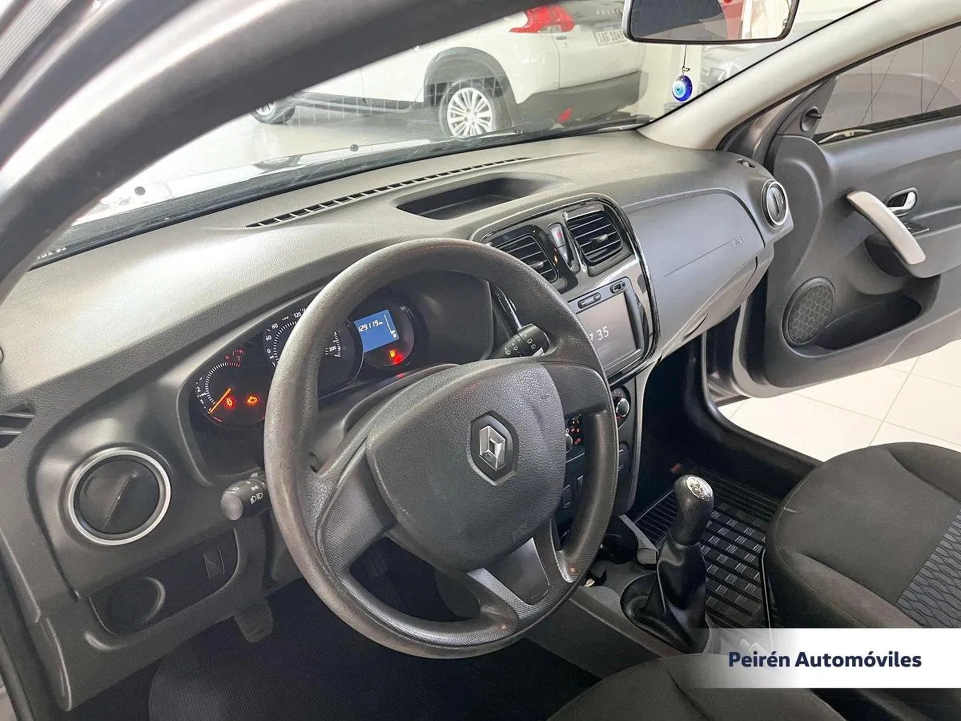 Renault Sandero Expression 1.6 2015