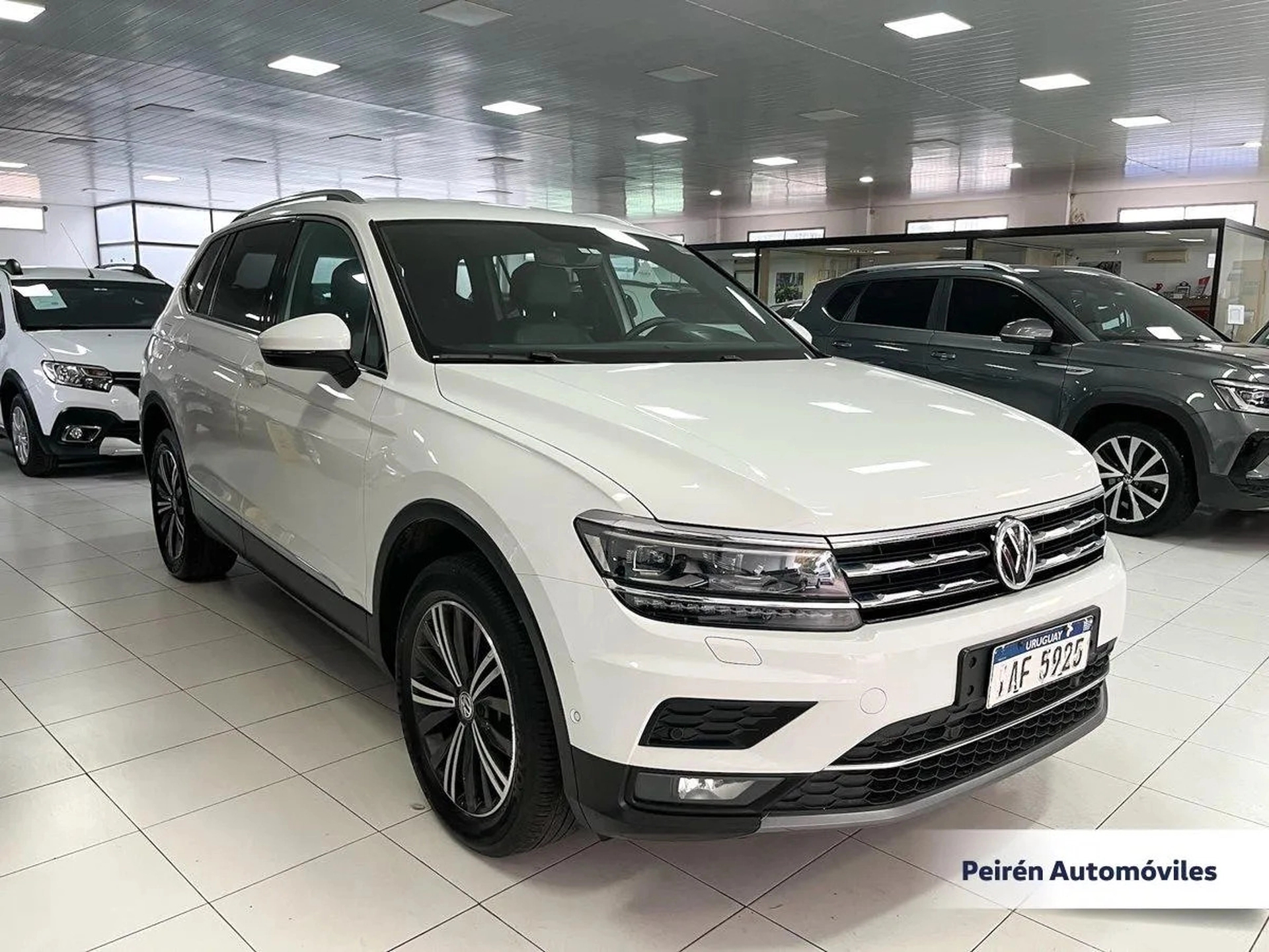 Volkswagen Tiguan Highline At 7pas 2.0 2021