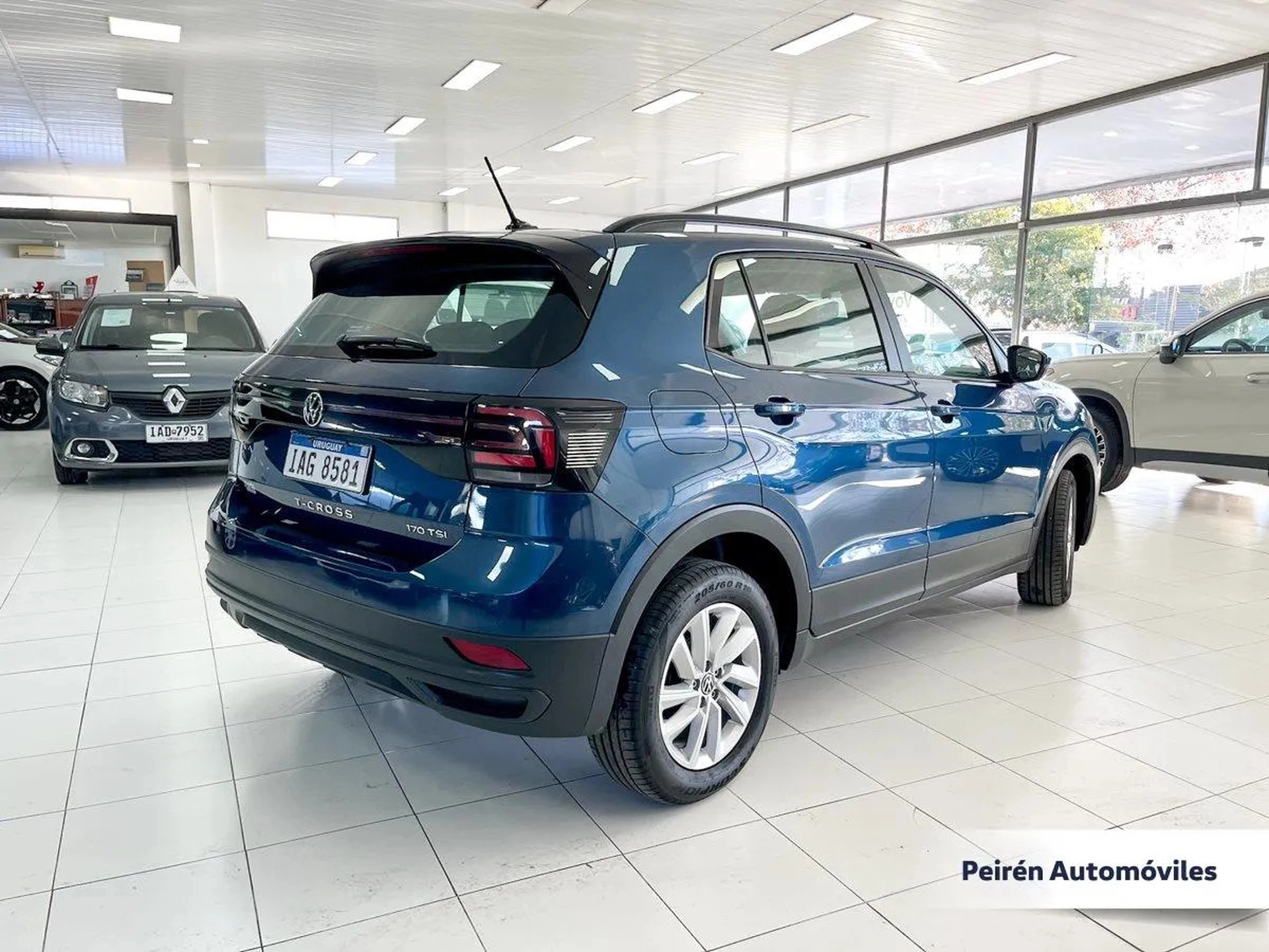 Volkswagen T-cross Trendline 1.0 2024 Peirén