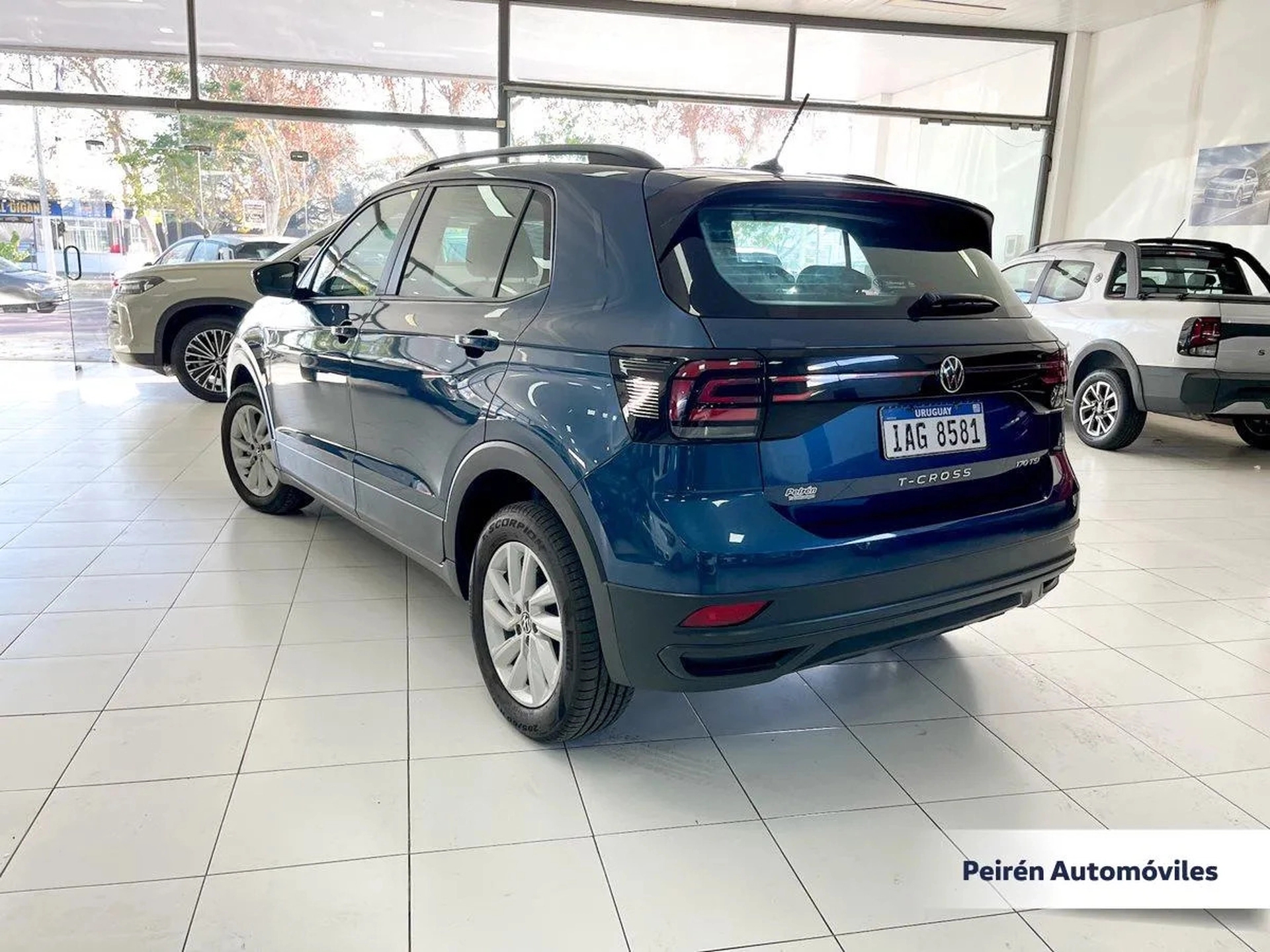 Volkswagen T-cross Trendline 1.0 2024 Peirén