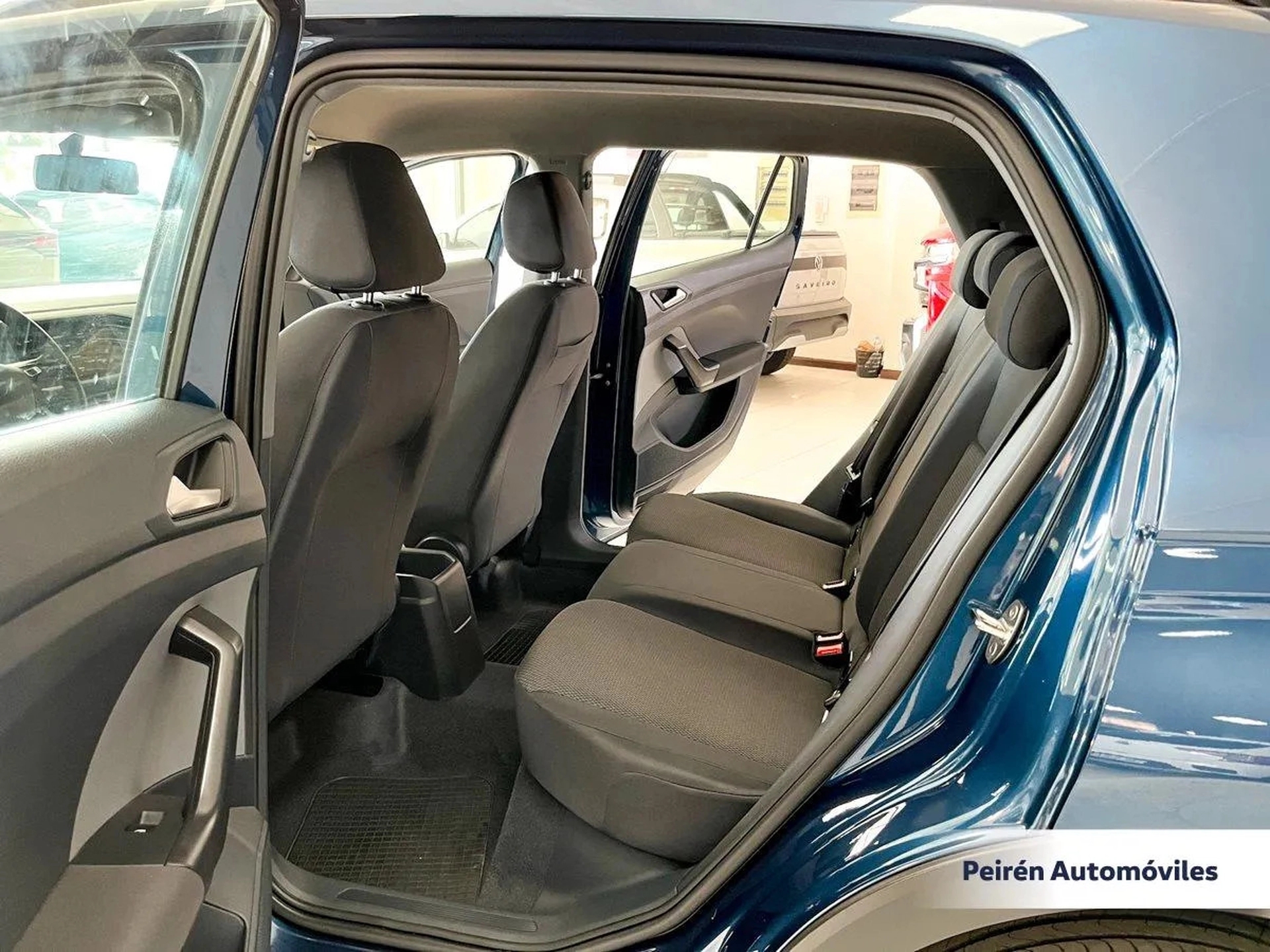 Volkswagen T-cross Trendline 1.0 2024 Peirén