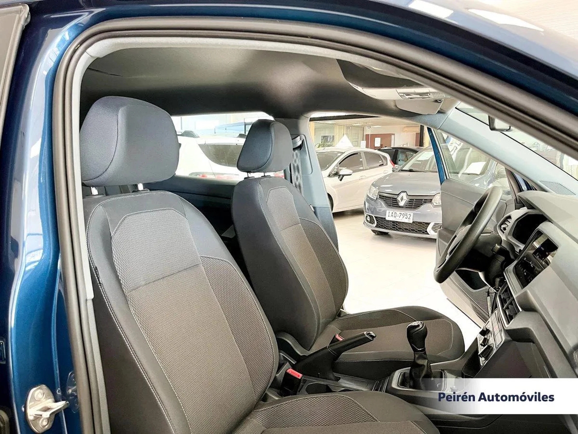 Volkswagen T-cross Trendline 1.0 2024 Peirén