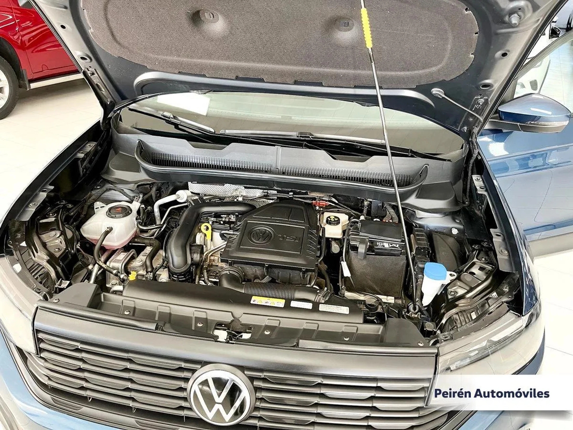 Volkswagen T-cross Trendline 1.0 2024 Peirén