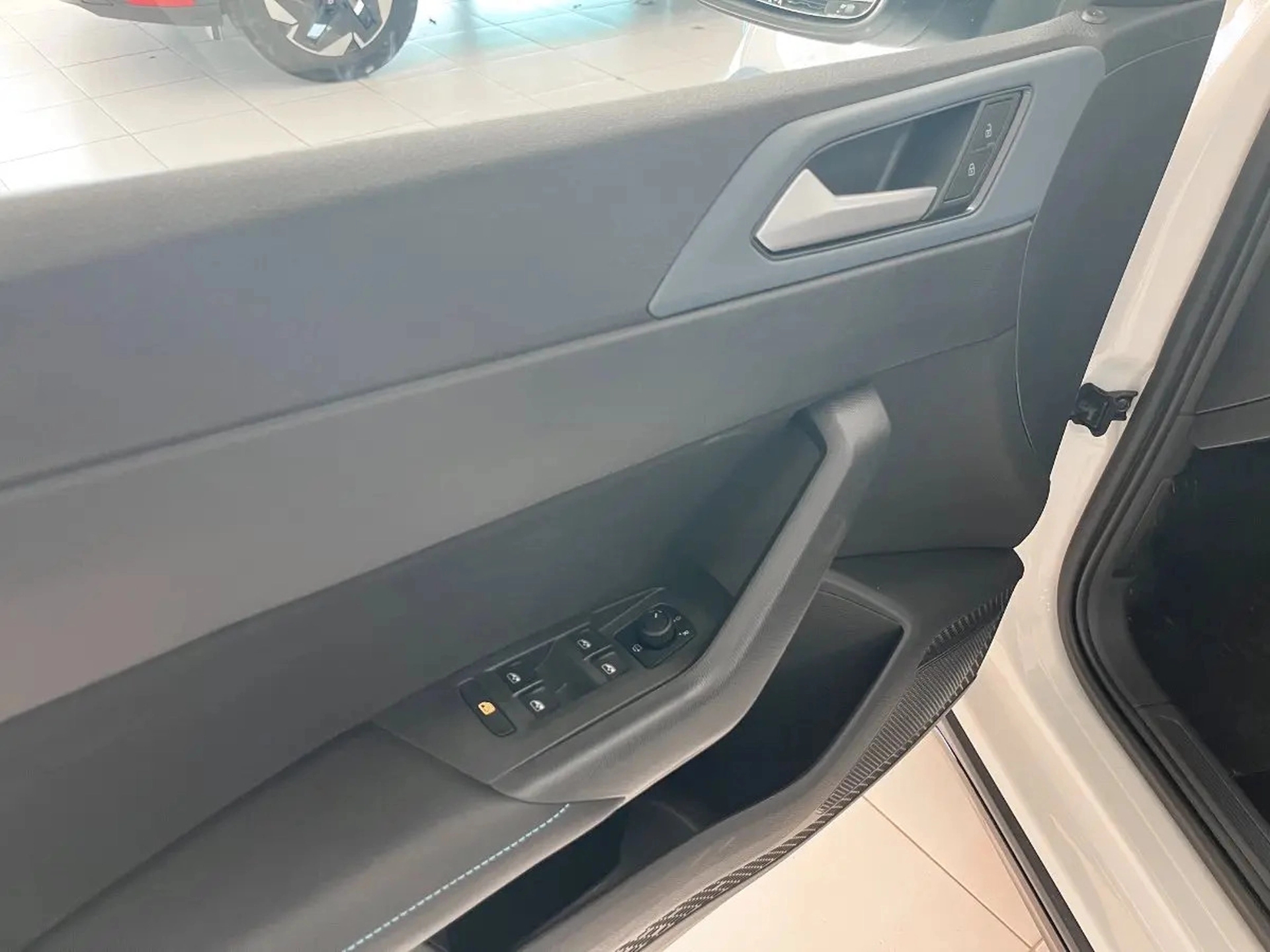 Volkswagen Nivus Outfit At 1.0 2026 0km Peirén