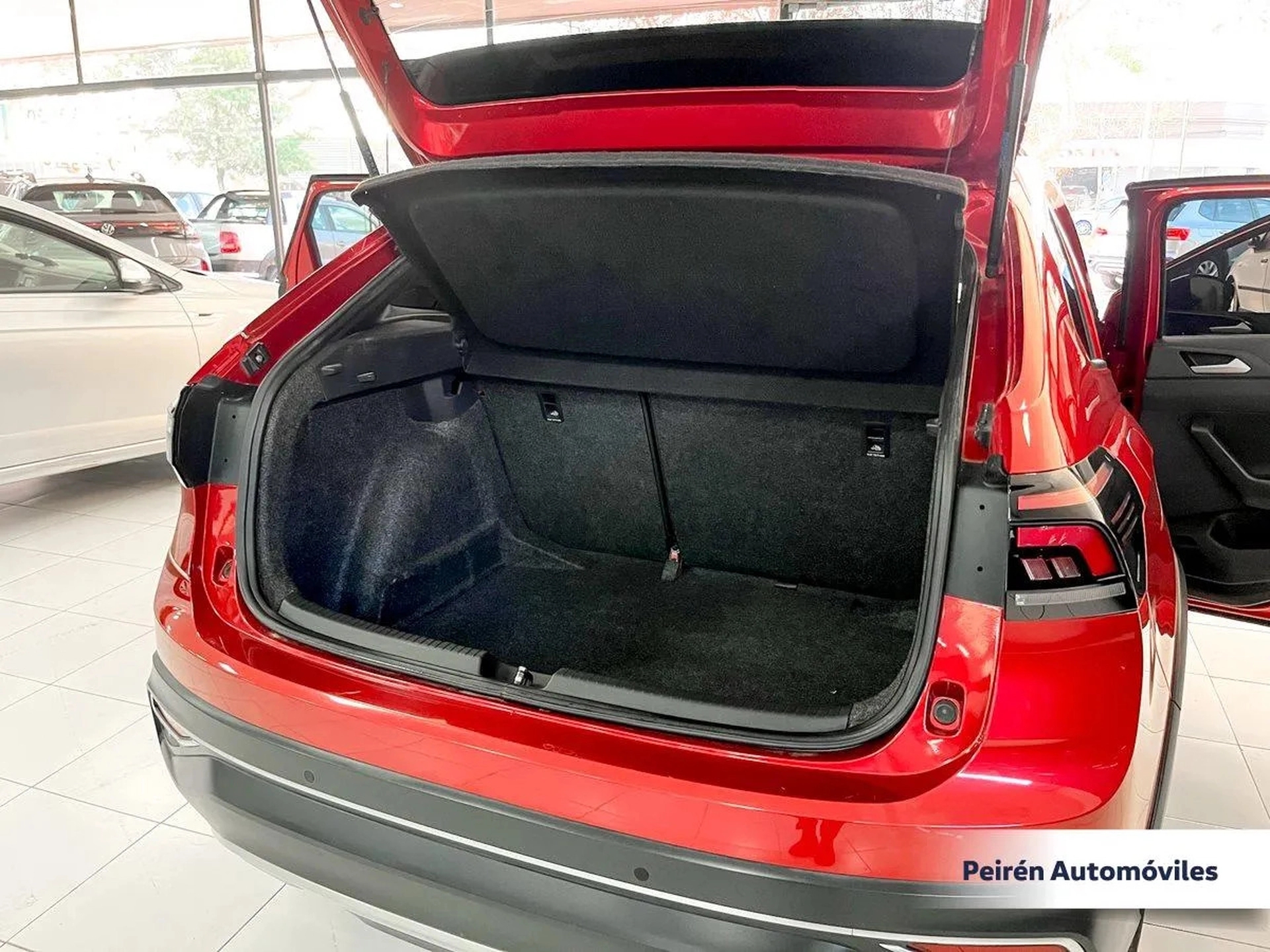 Volkswagen Nivus Highline 1.0 2022 Peirén