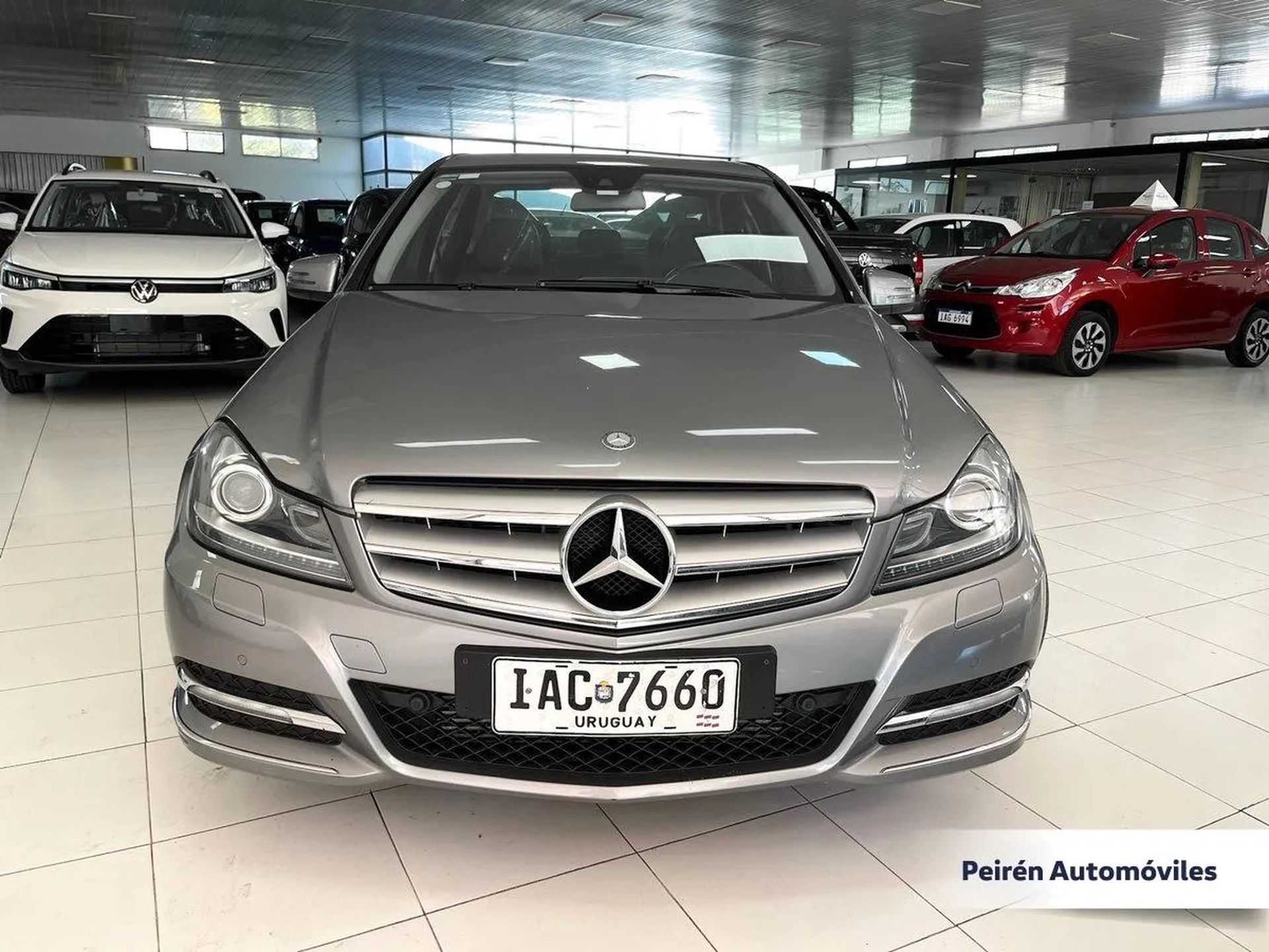 Mercedes-benz C200 2.0 2012 Peirén