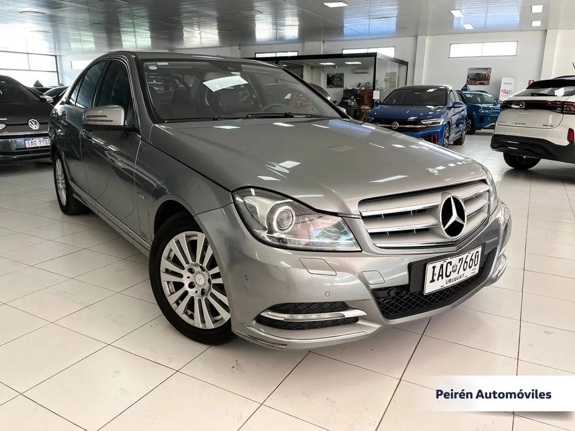 Mercedes-benz C200 2.0 2012 Peirén