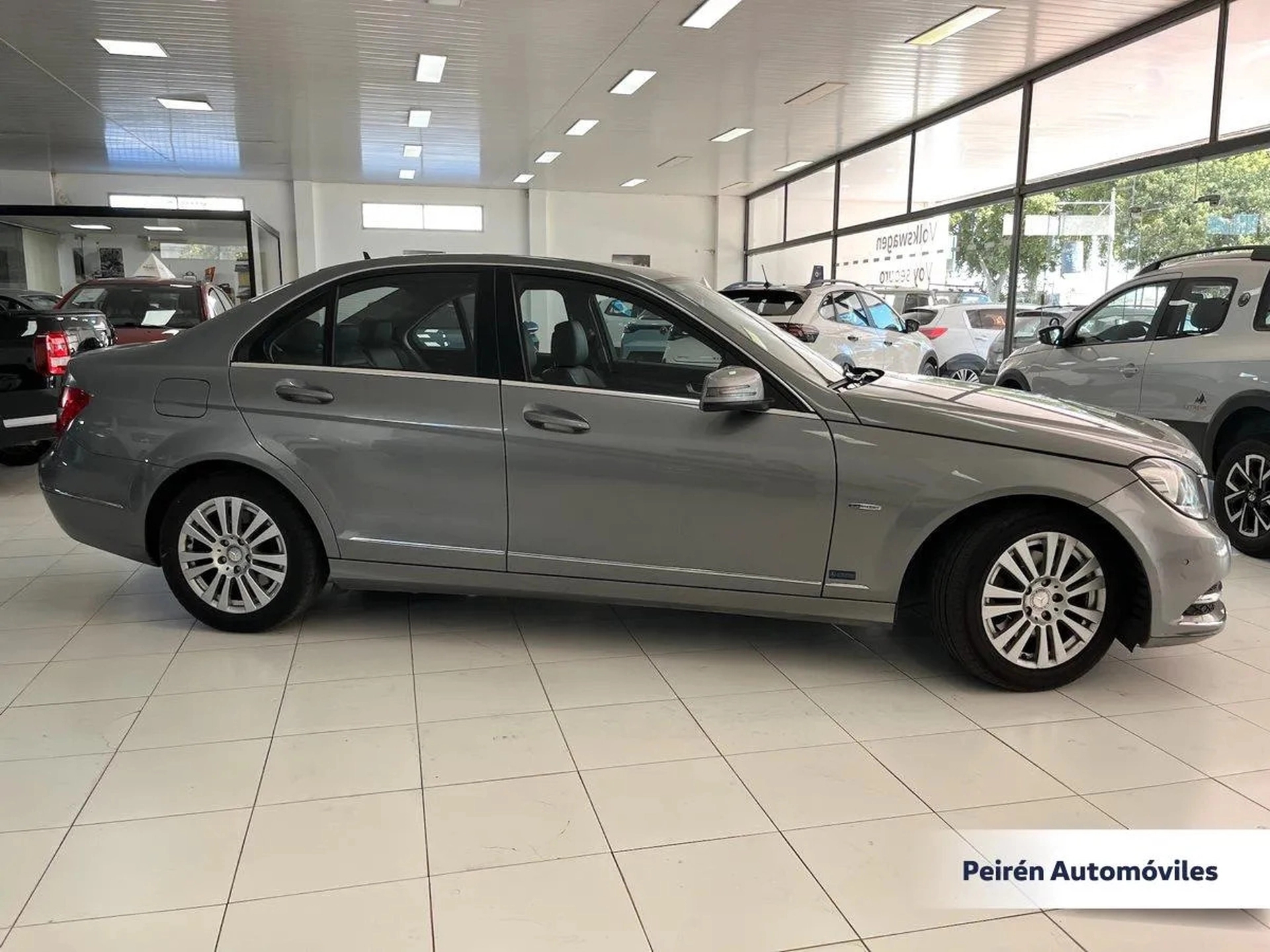 Mercedes-benz C200 2.0 2012 Peirén