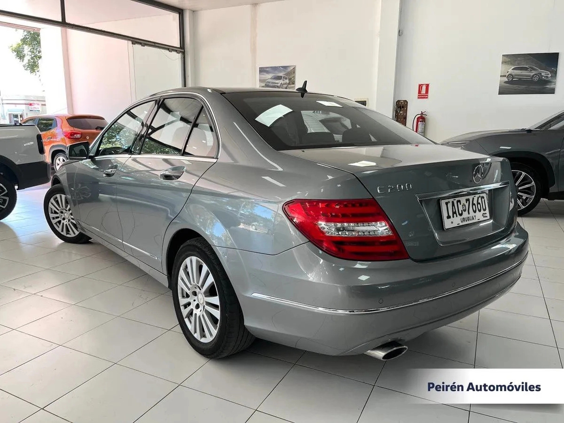 Mercedes-benz C200 2.0 2012 Peirén