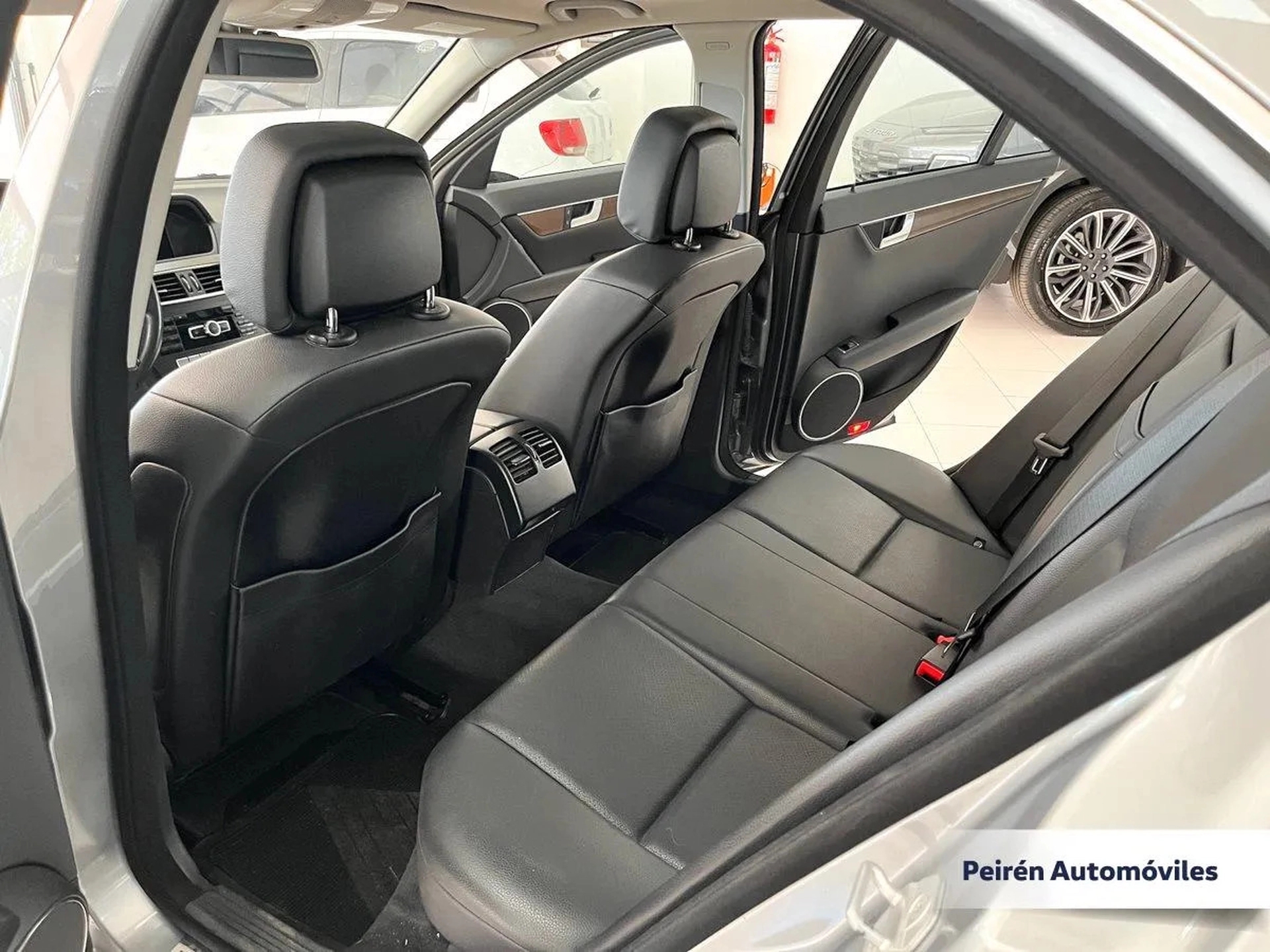 Mercedes-benz C200 2.0 2012 Peirén