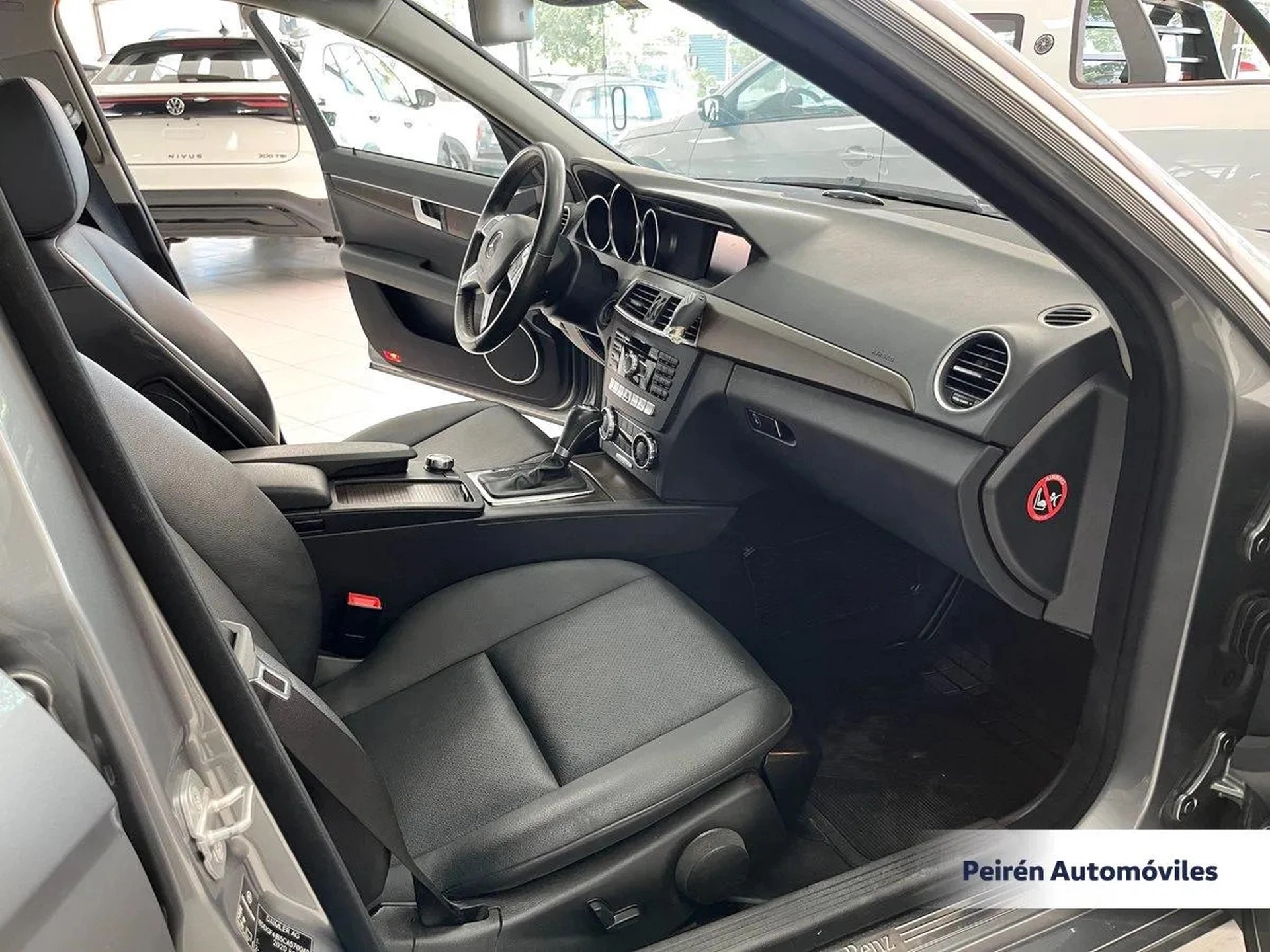 Mercedes-benz C200 2.0 2012 Peirén