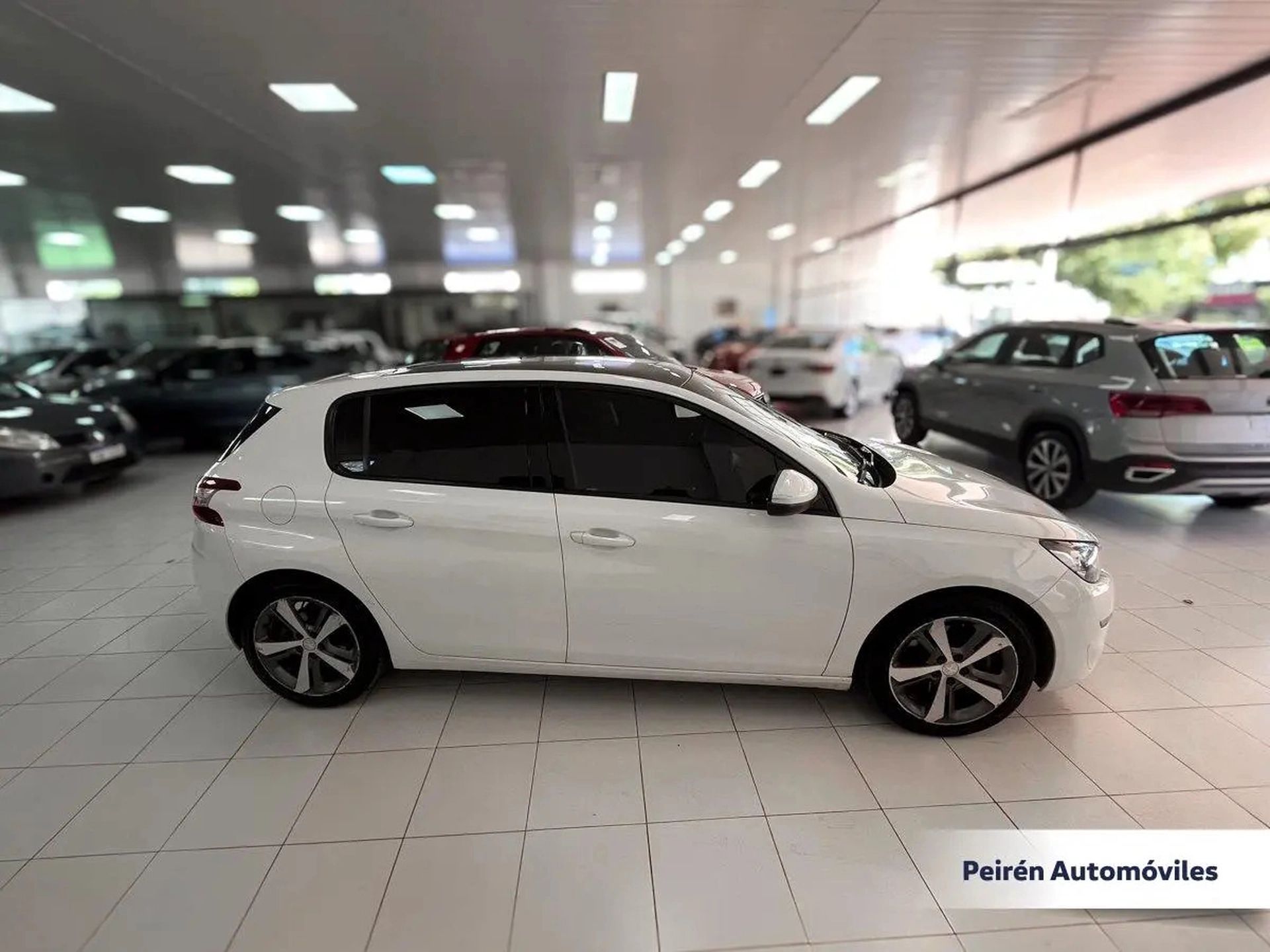 Peugeot 308 Active 1.6 2015