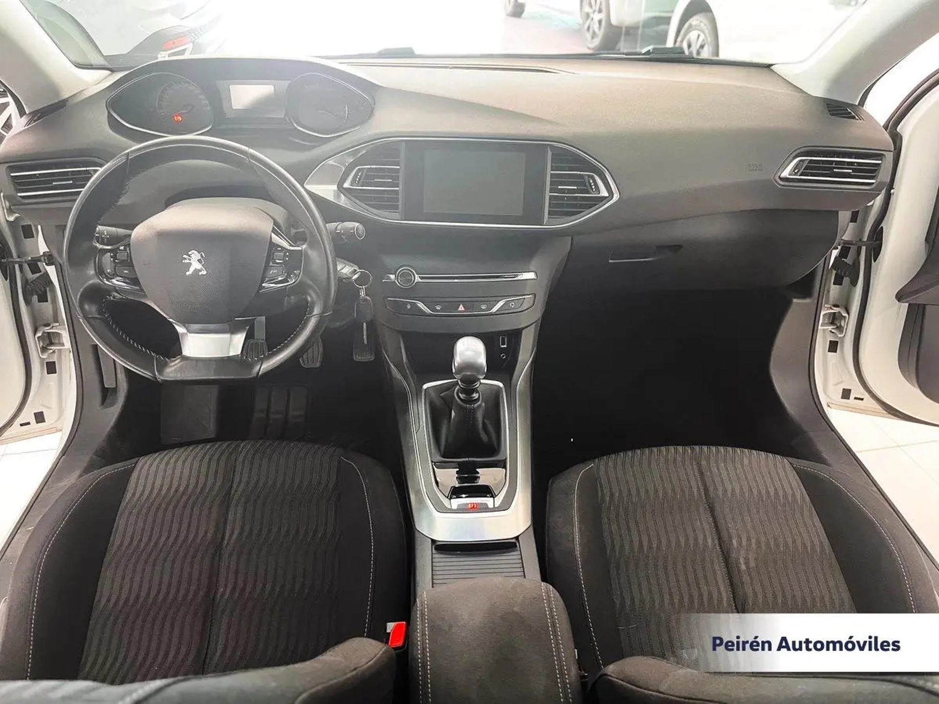Peugeot 308 Active 1.6 2015