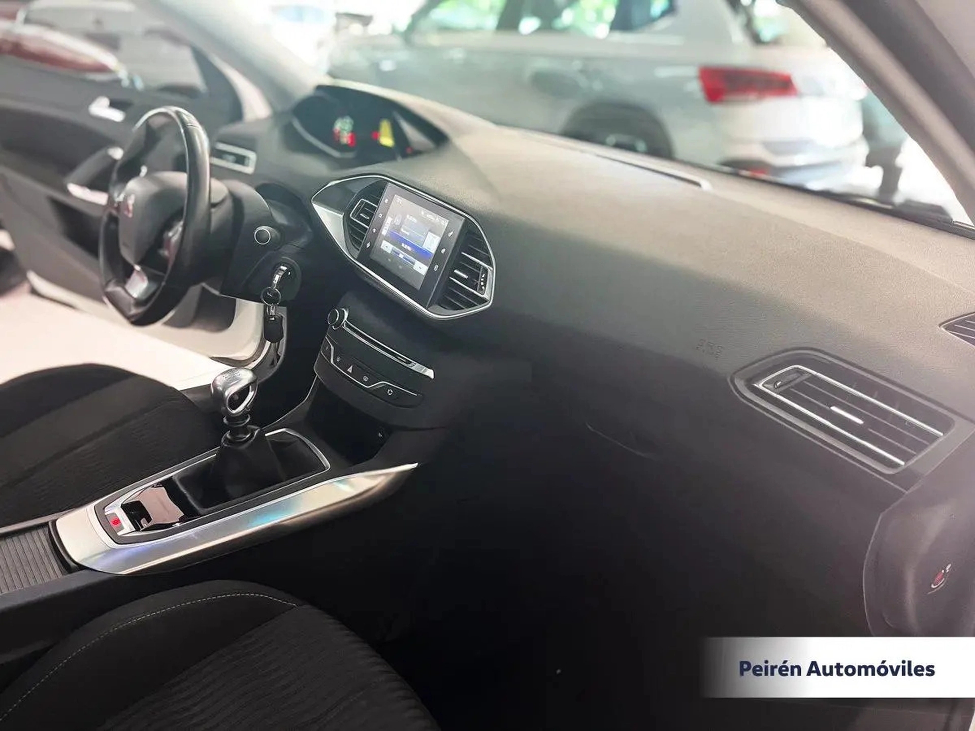 Peugeot 308 Active 1.6 2015