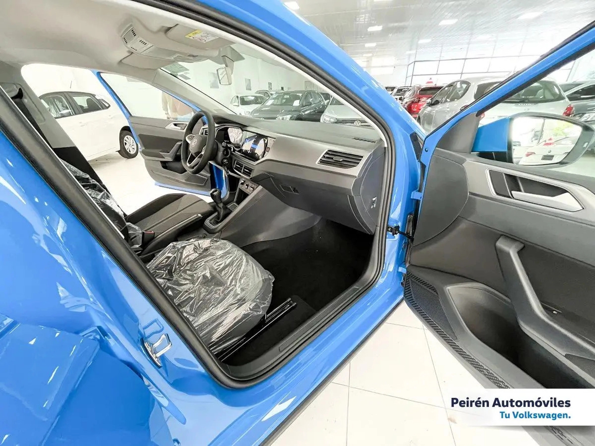 Volkswagen Nivus Comfortline Mt 1.0 2026 0km Peirén