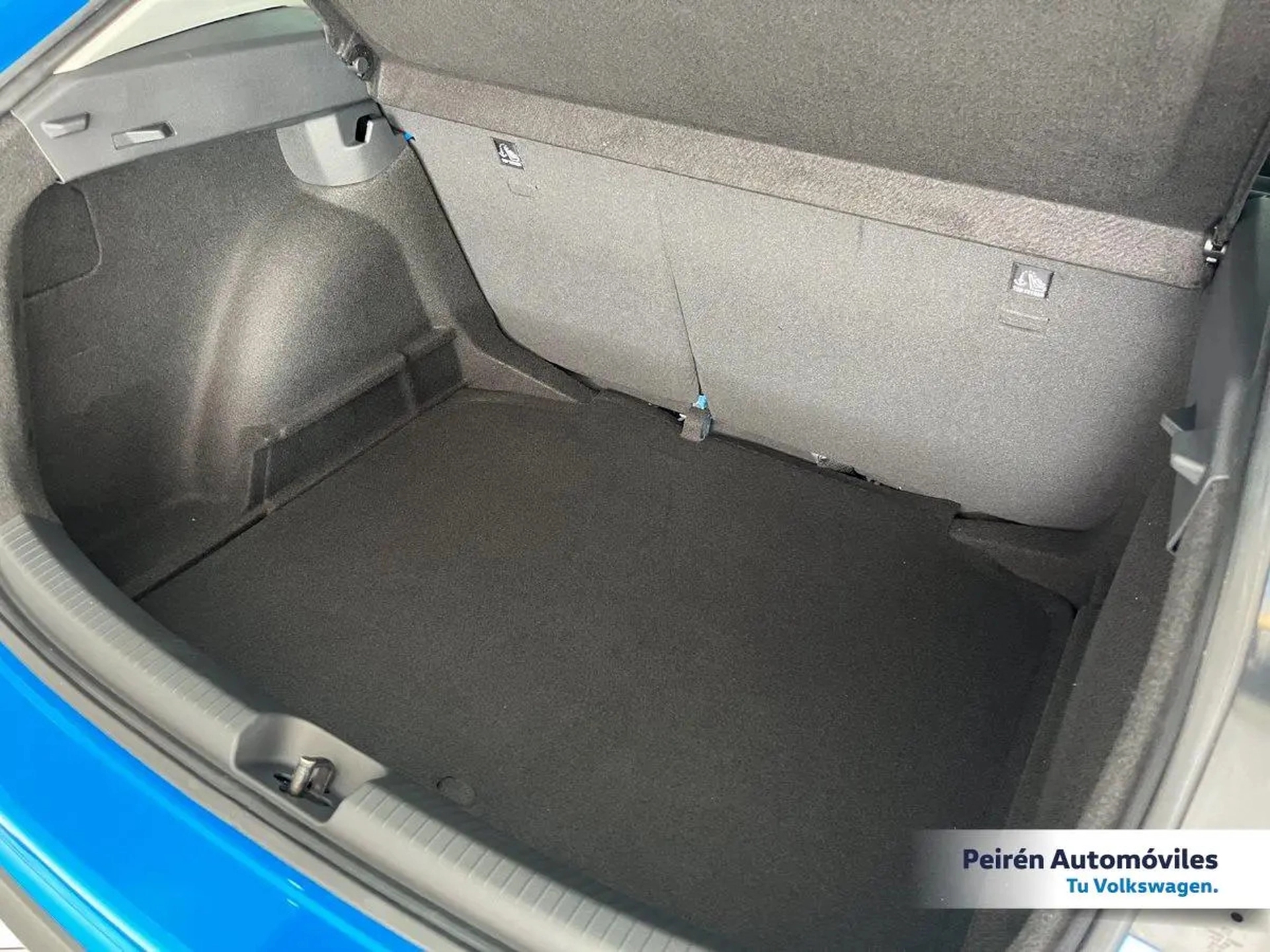 Volkswagen Nivus Comfortline Mt 1.0 2026 0km Peirén