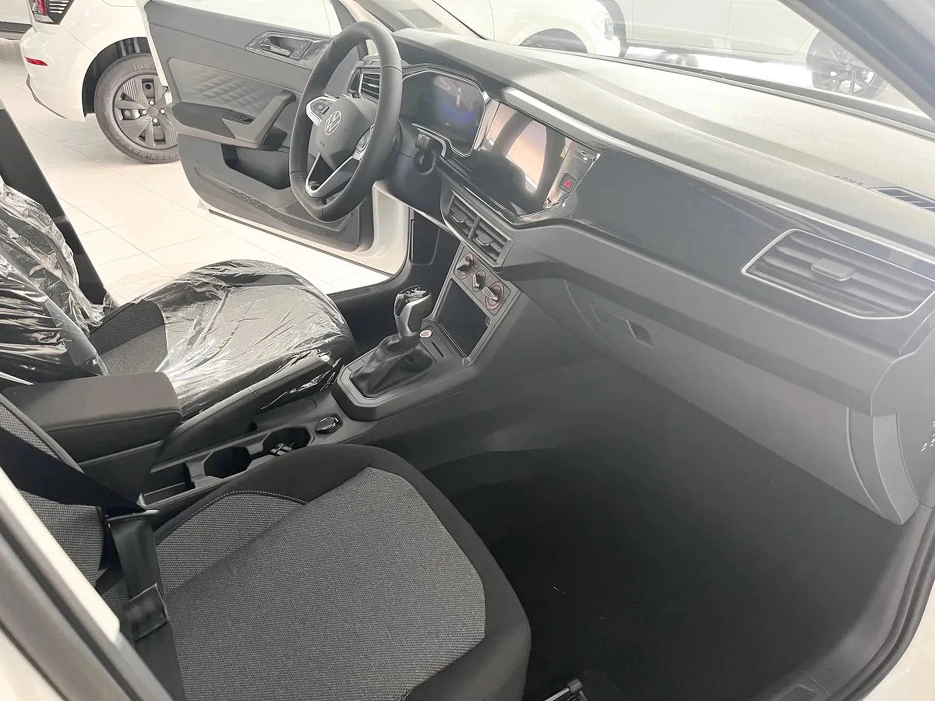 Volkswagen Polo Comfortline At 1.0 2026 0km Peirén
