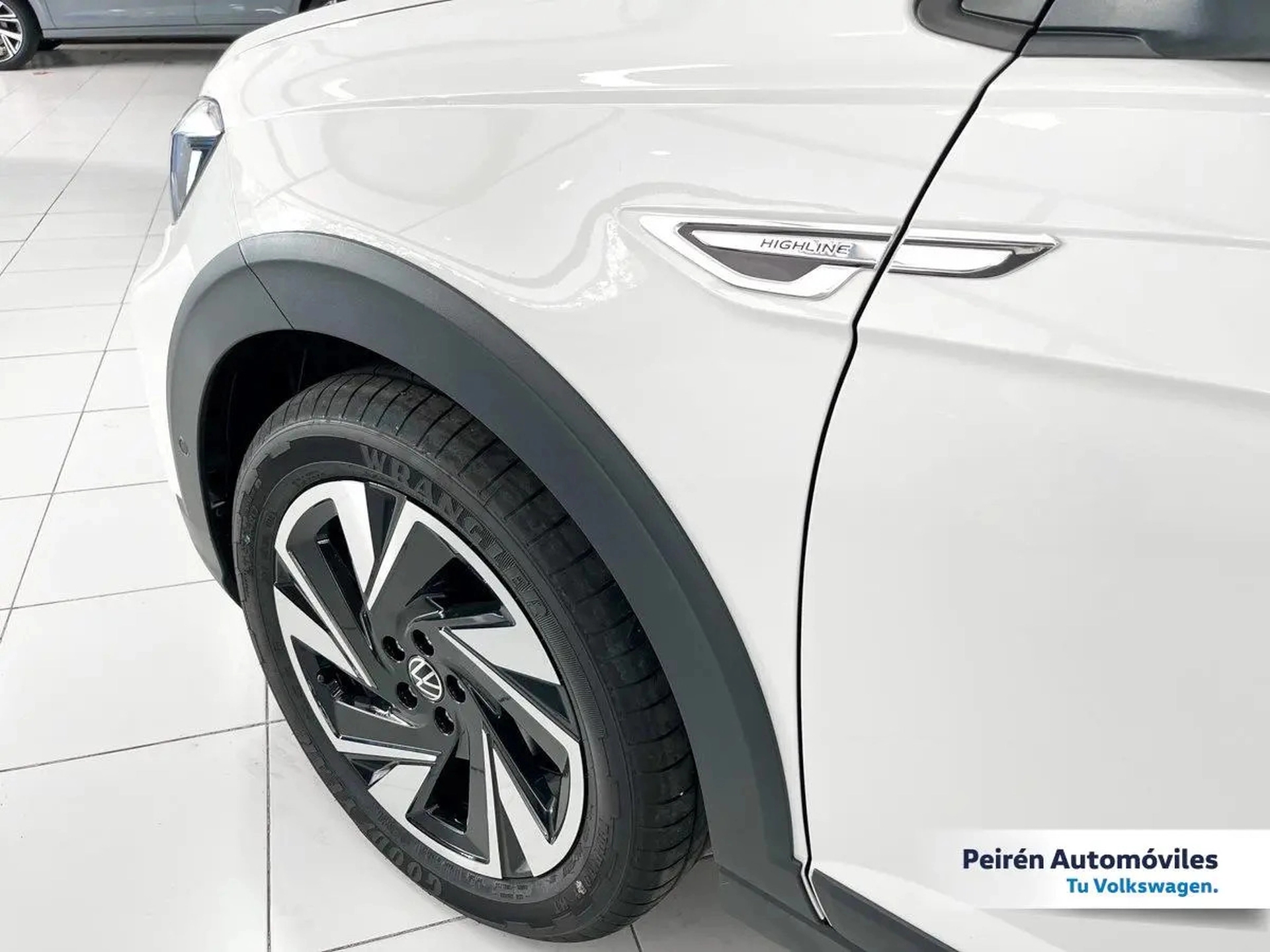 Volkswagen Nivus Highline At 1.0 2026 0km Peirén