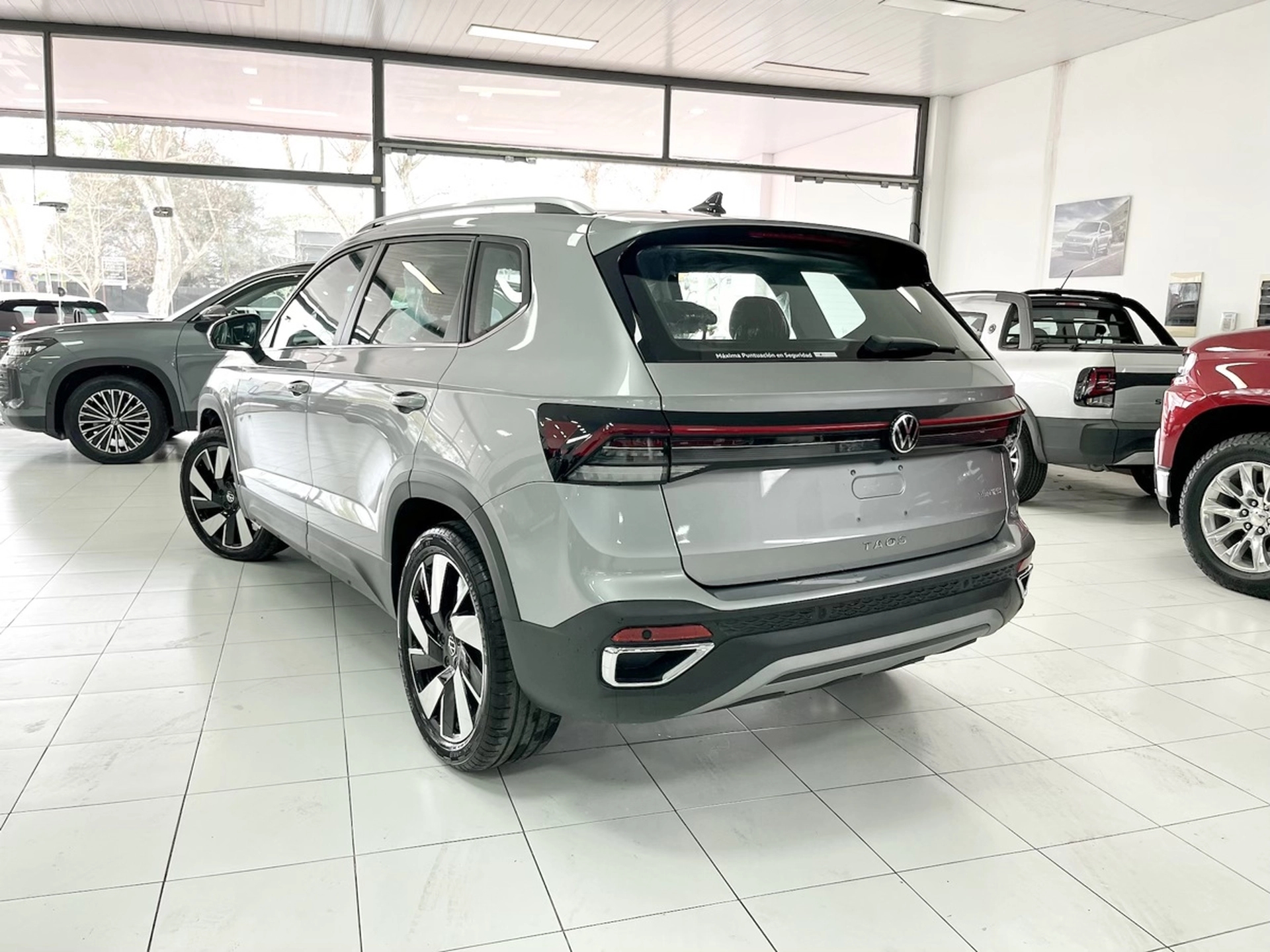 Volkswagen Taos Highline 250 TSI 1.4 A/T
