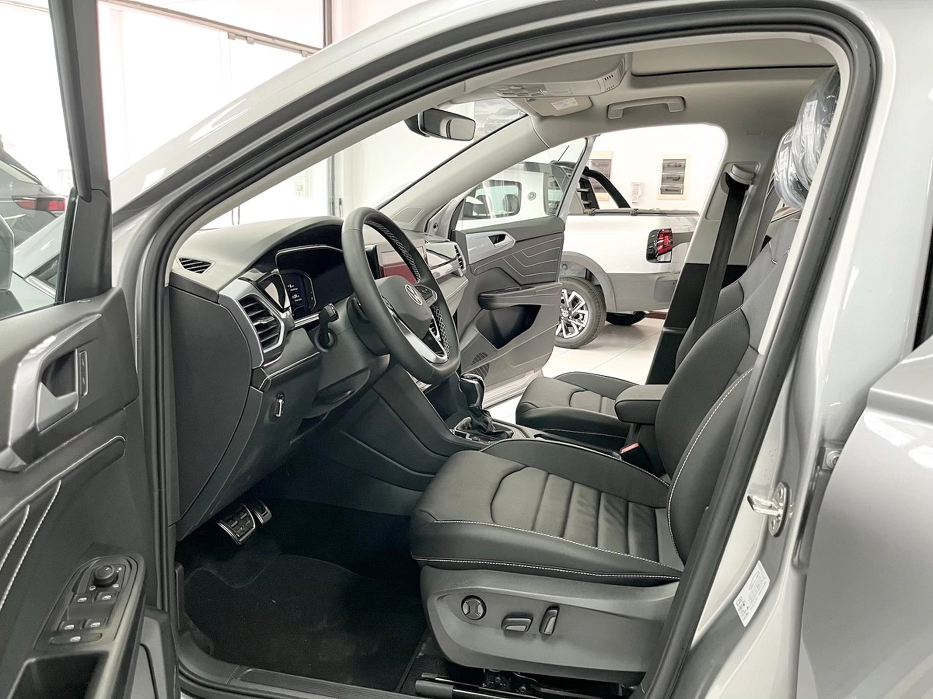 Volkswagen Taos Highline 250 TSI 1.4 A/T