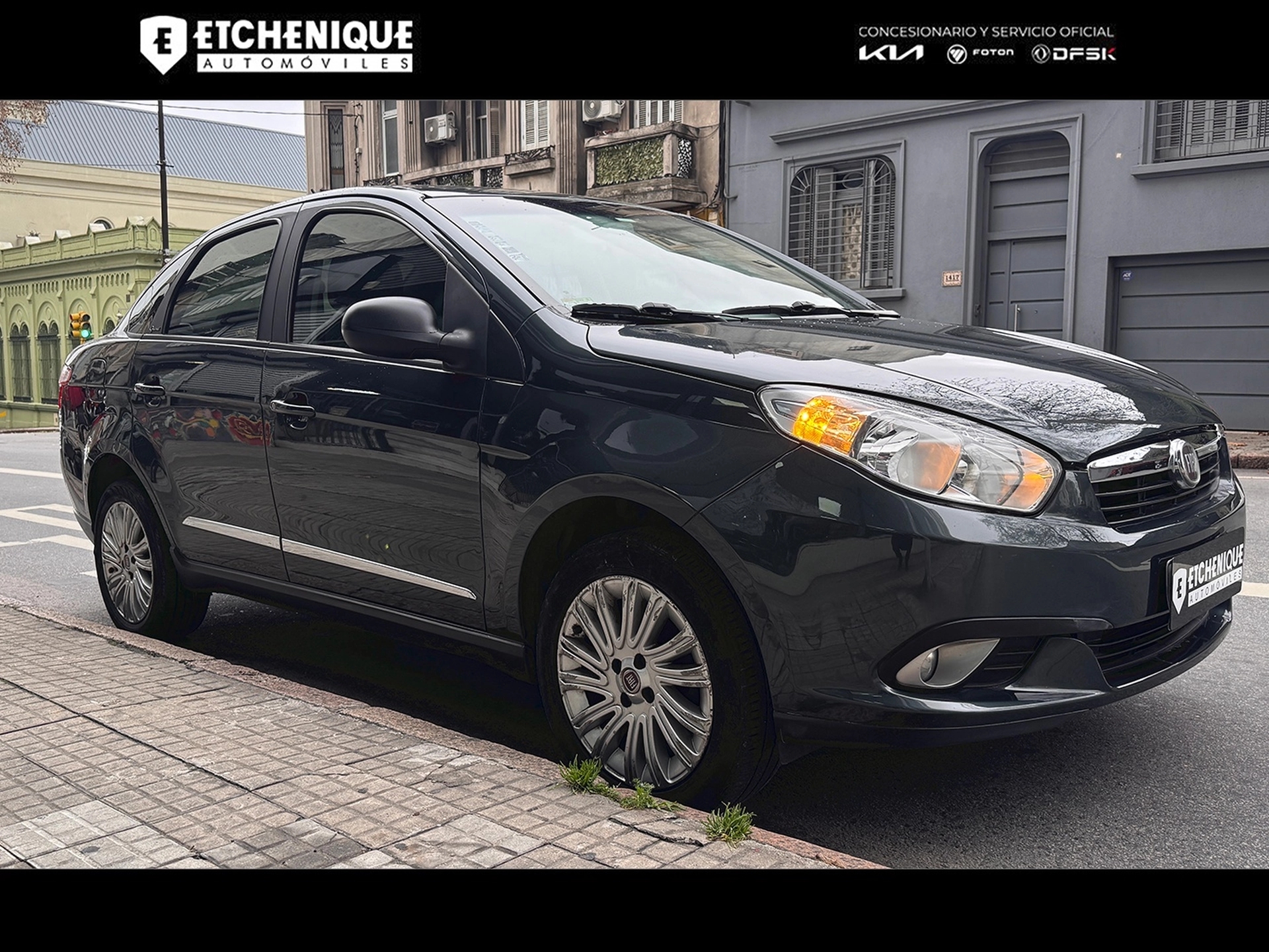Fiat Grand Siena Essence 1.6 Manual