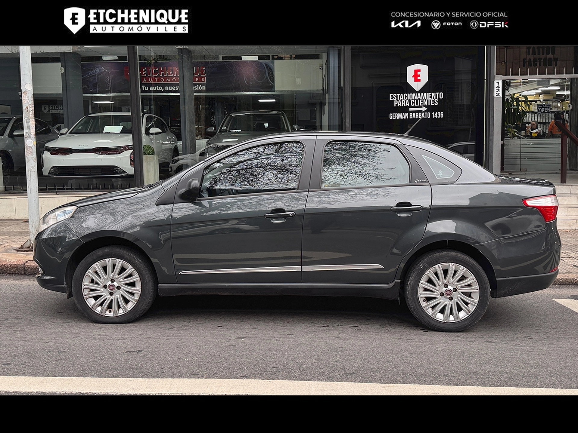 Fiat Grand Siena Essence 1.6 Manual