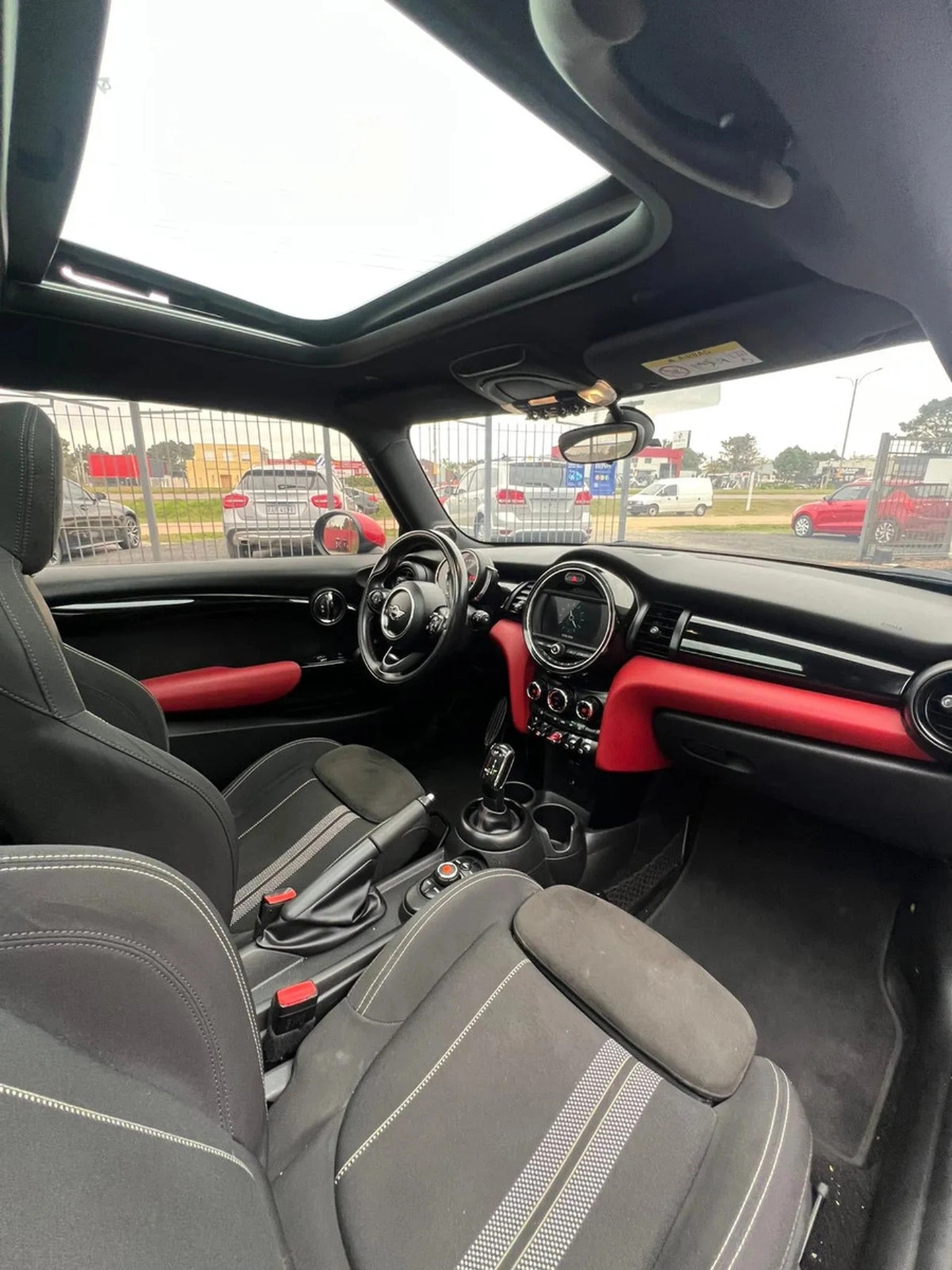 Mini Cooper S 2.0 F56 Look Jcw 192cv 3p