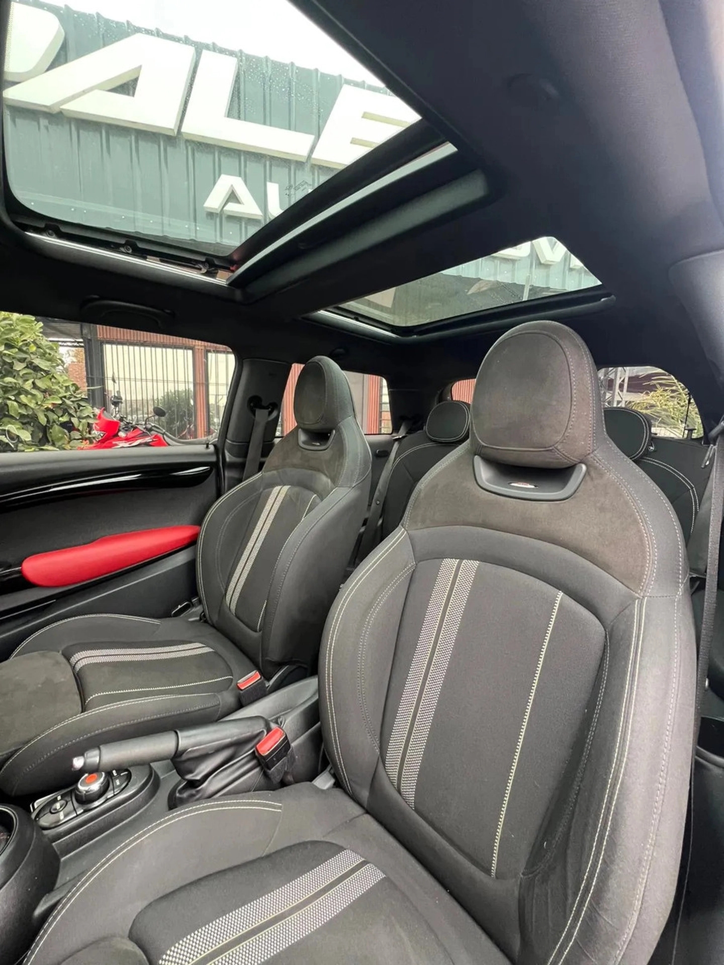 Mini Cooper S 2.0 F56 Look Jcw 192cv 3p