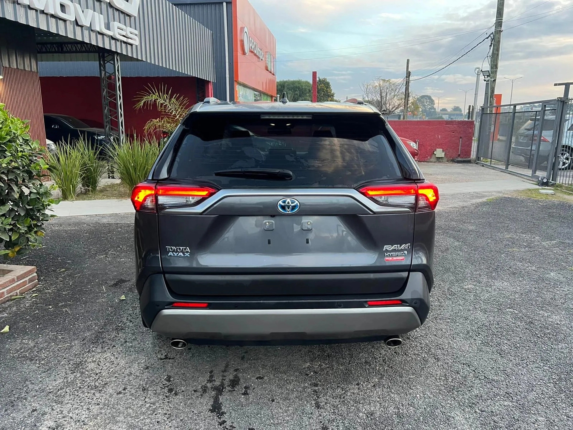 Toyota Rav4 Hybrid Limited Plus 2wd