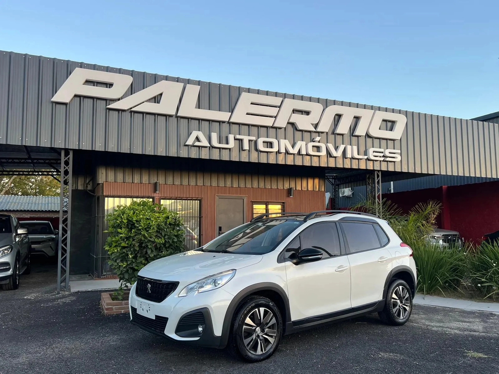 Peugeot 2008 1.6 Feline 5p