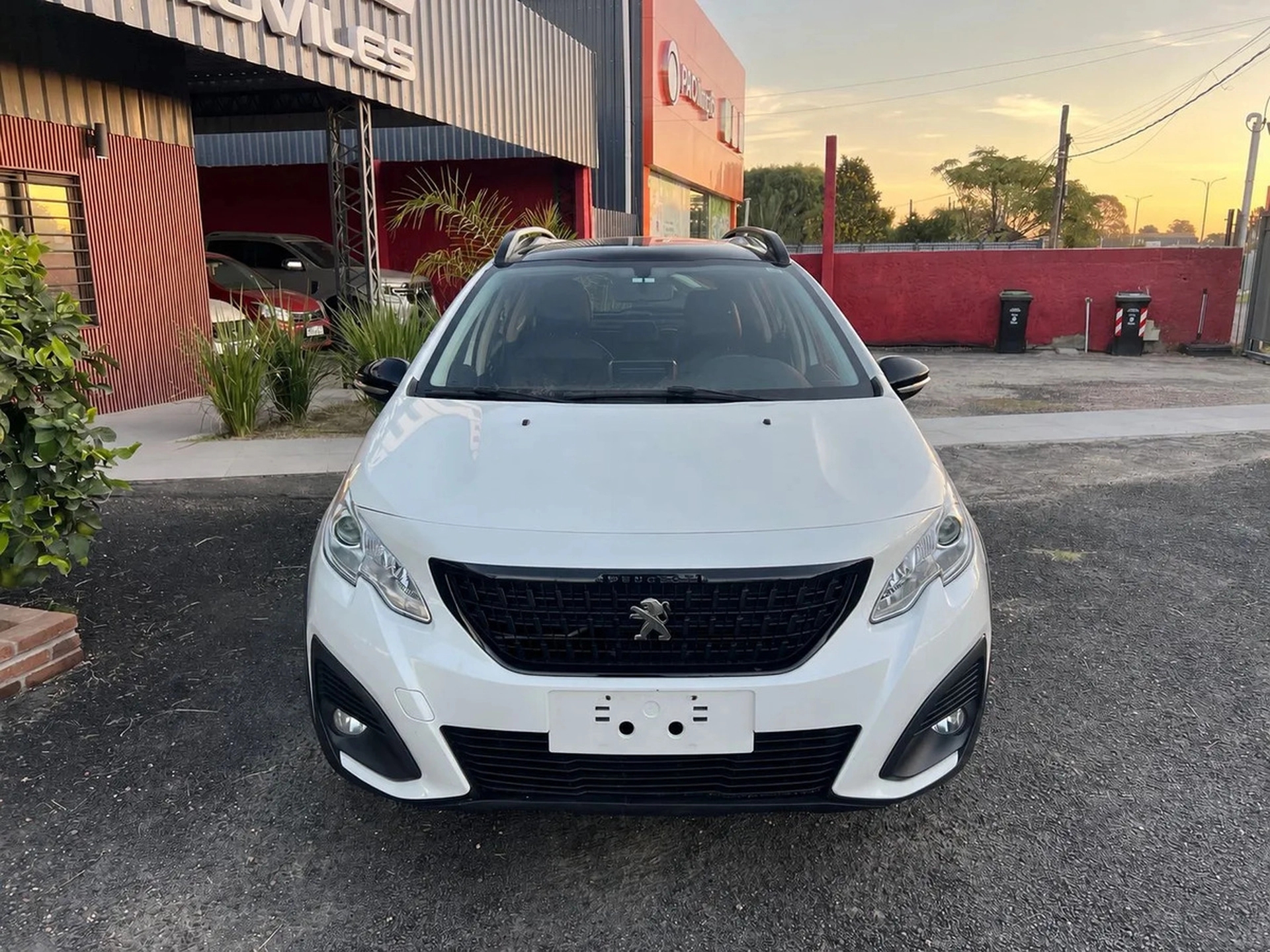 Peugeot 2008 1.6 Feline 5p