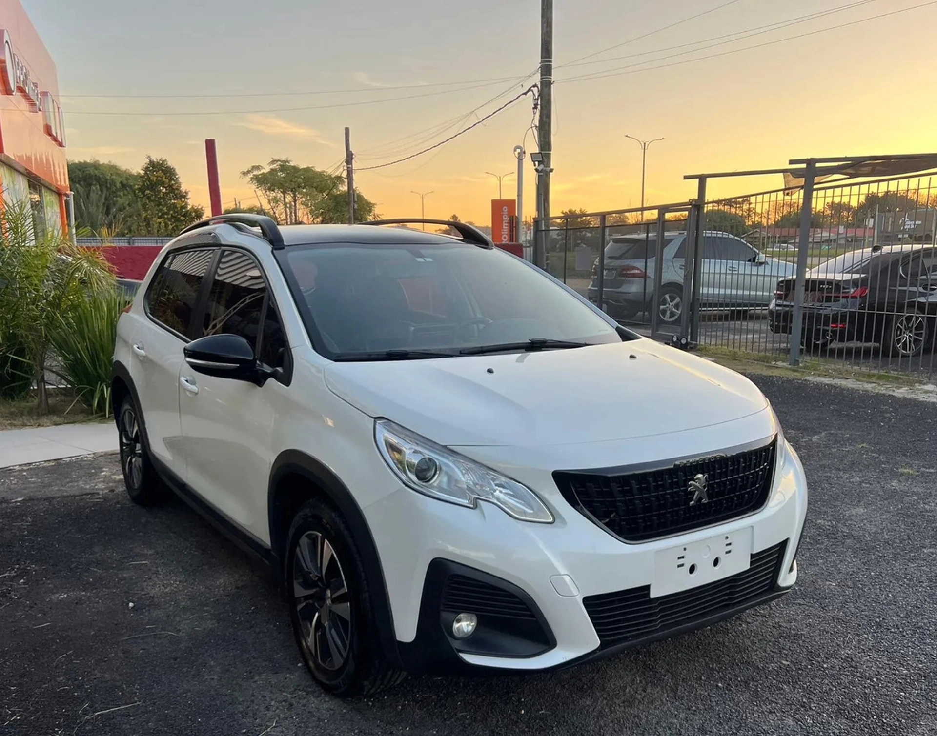 Peugeot 2008 1.6 Feline 5p