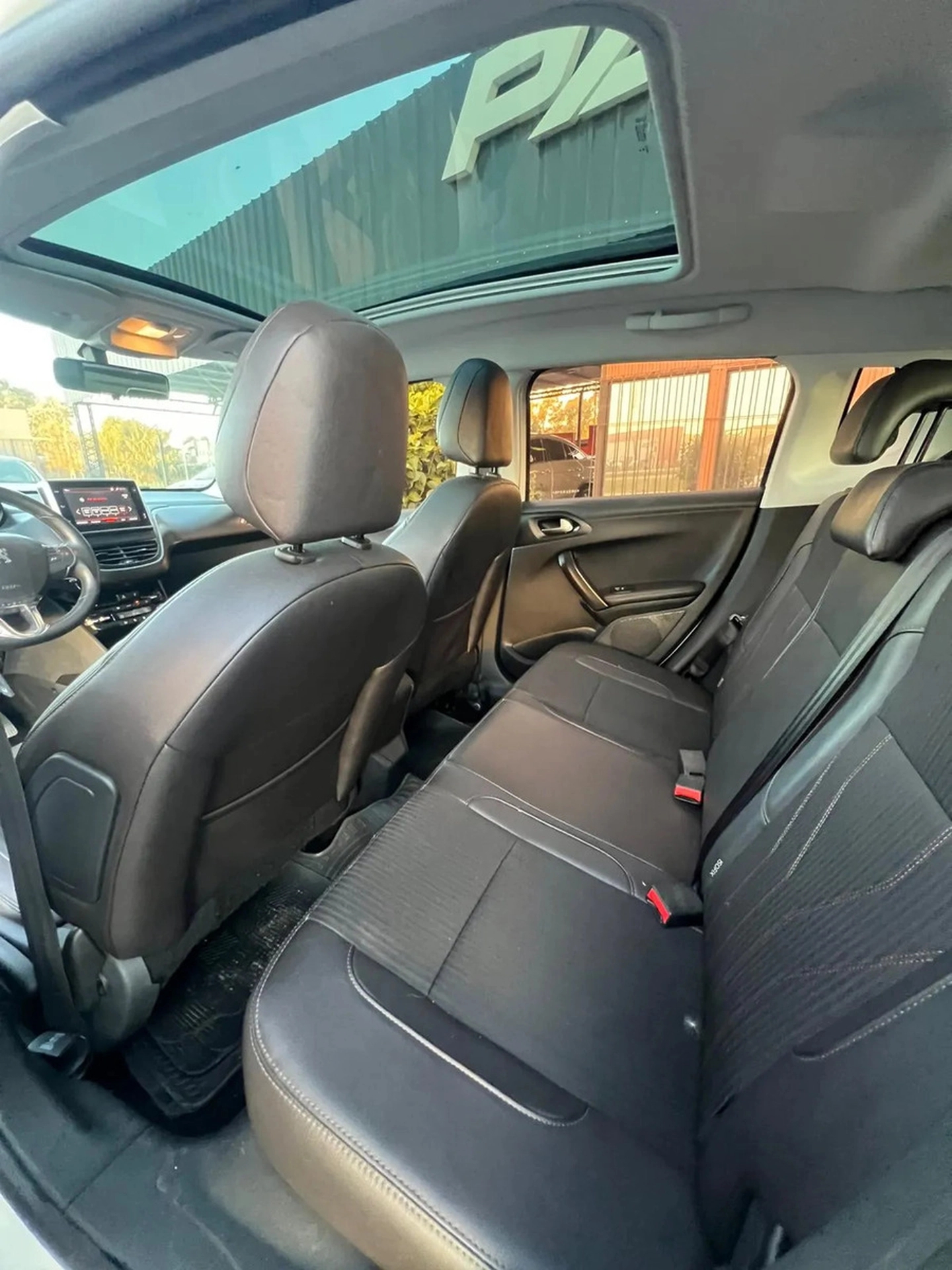 Peugeot 2008 1.6 Feline 5p