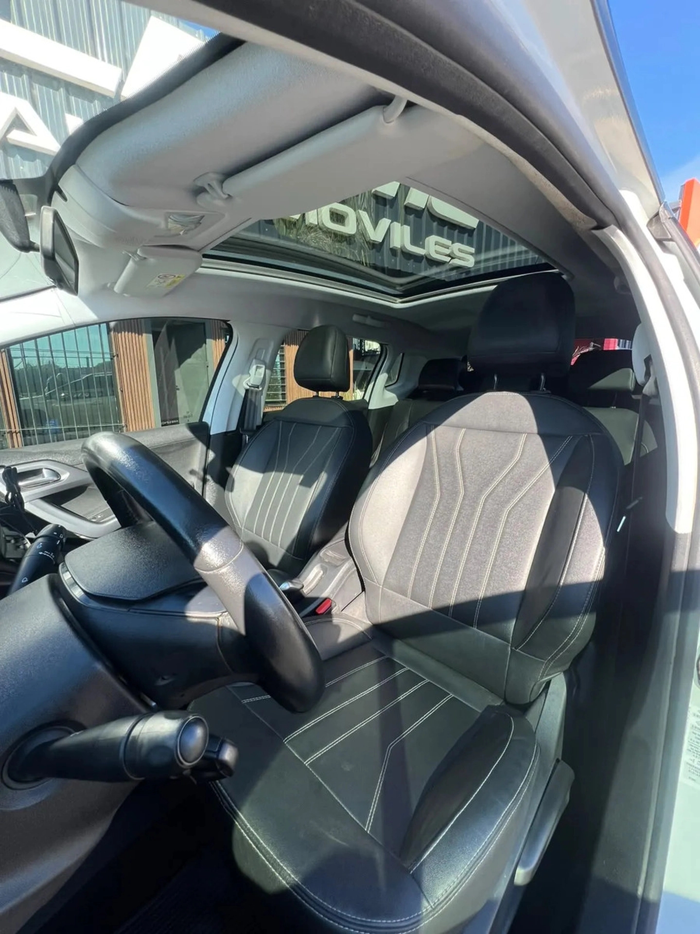 Peugeot 2008 1.6 Feline 5p