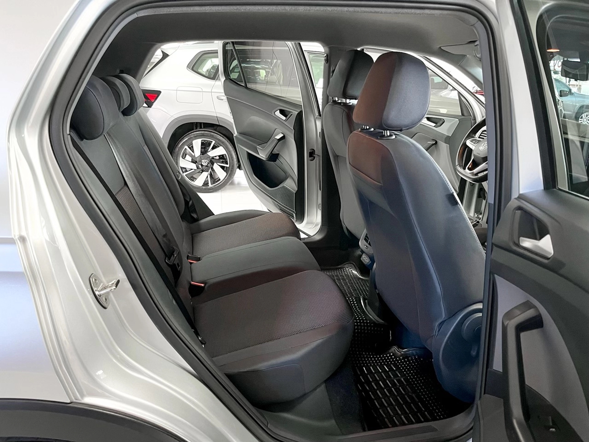 Volkswagen T-Cross 200 TSI Trendline Automatic