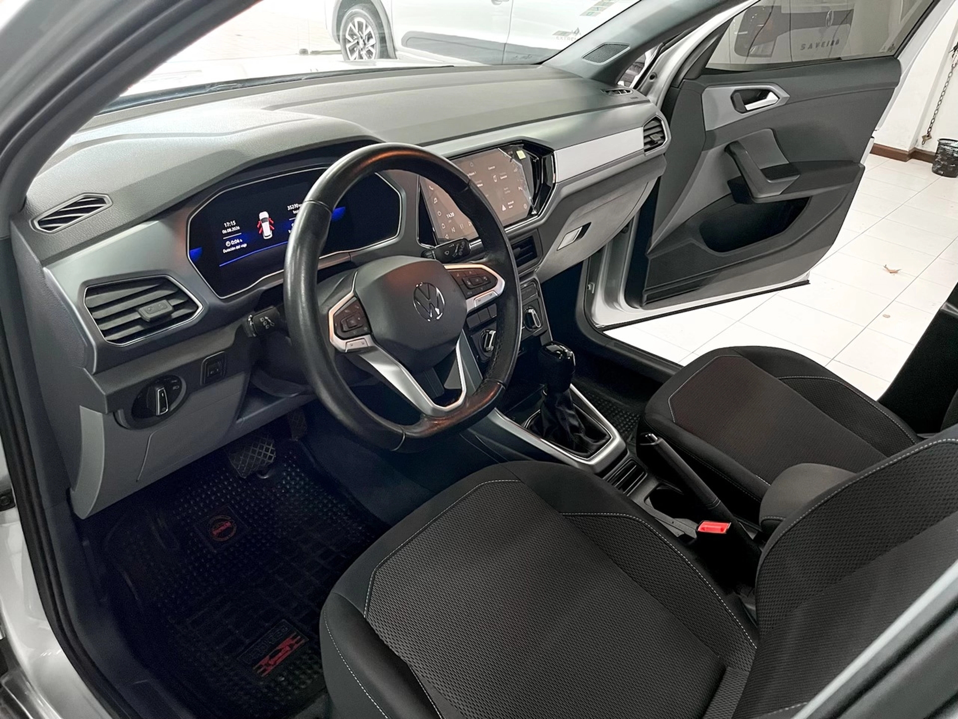 Volkswagen T-Cross 200 TSI Trendline Automatic