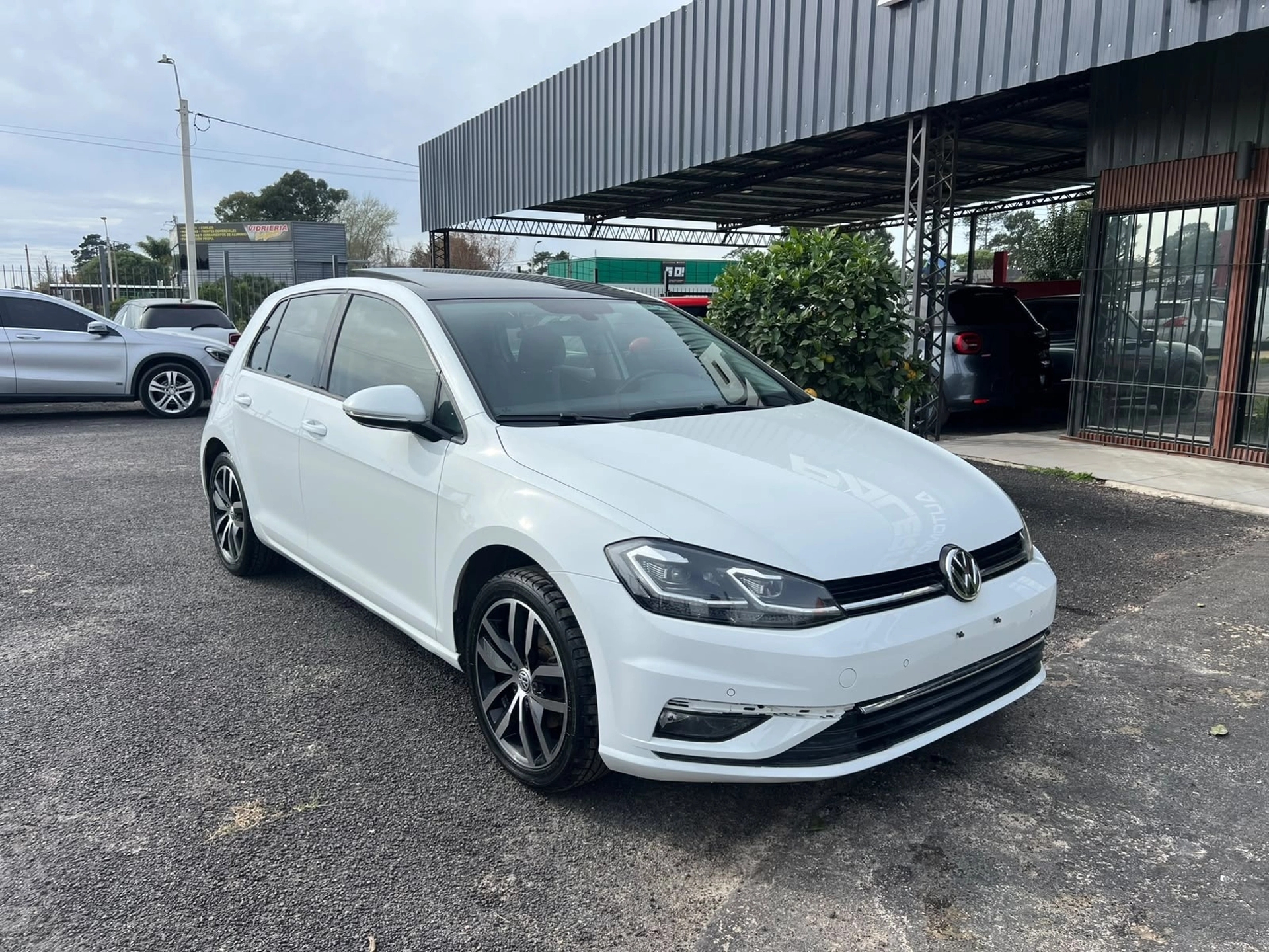 Volkswagen Golf Highline 1.4 TSI DSG