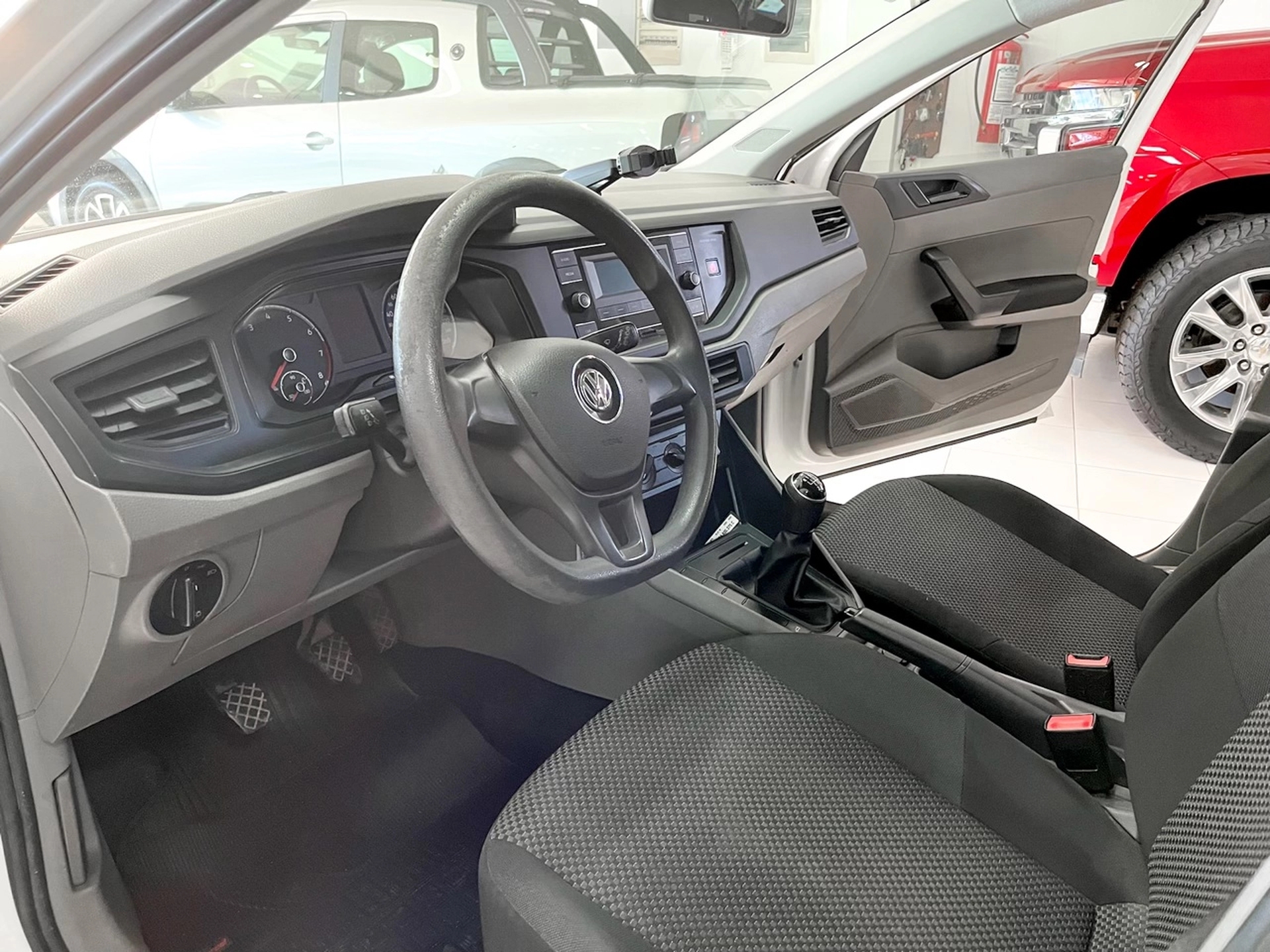 Volkswagen Polo Trendline M/T