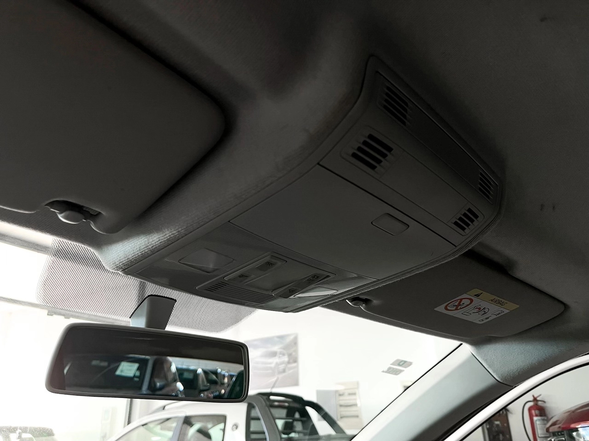 Volkswagen Polo Trendline M/T