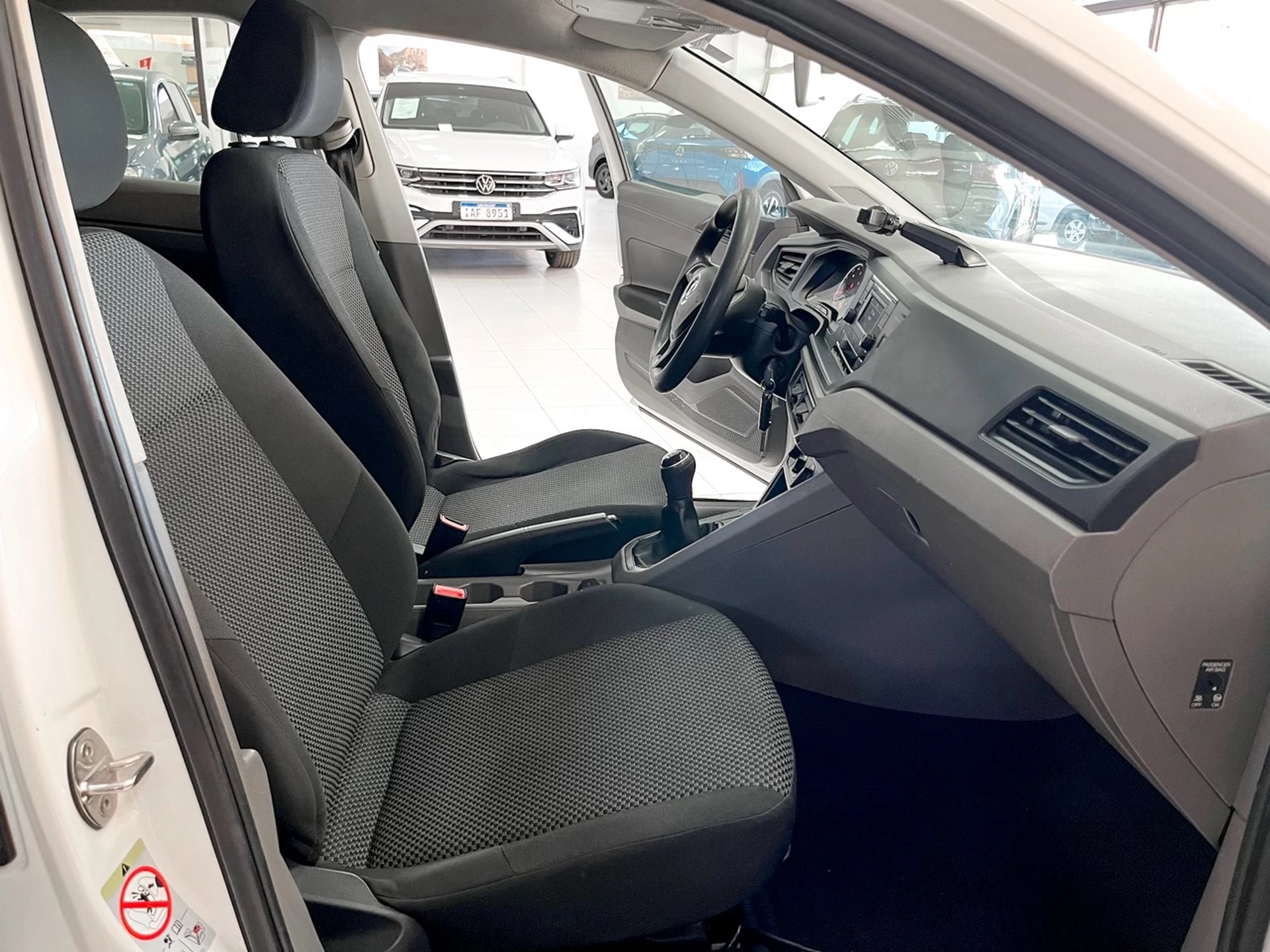 Volkswagen Polo Trendline M/T